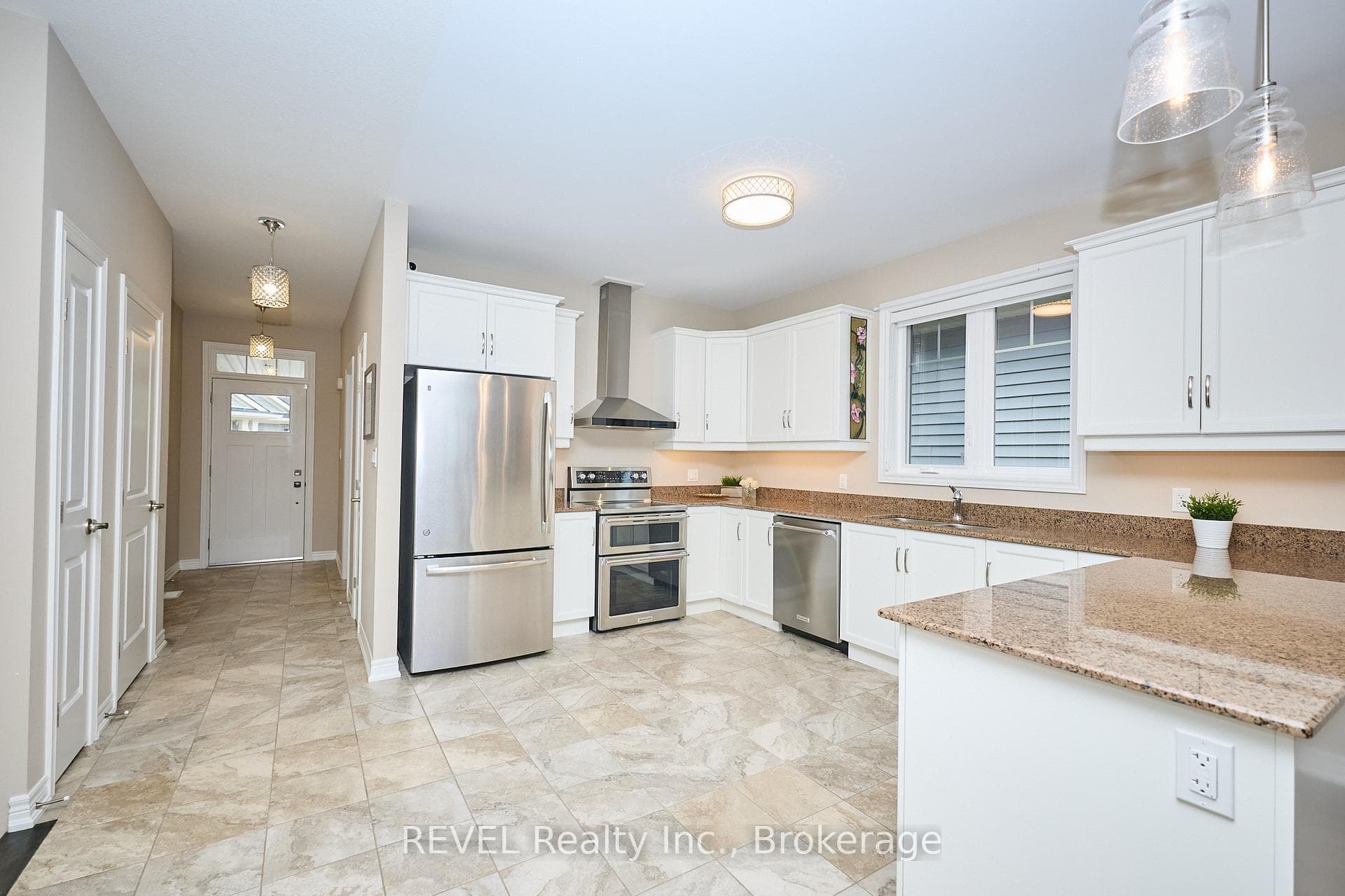 2848 King Street Unit 6 photo 10