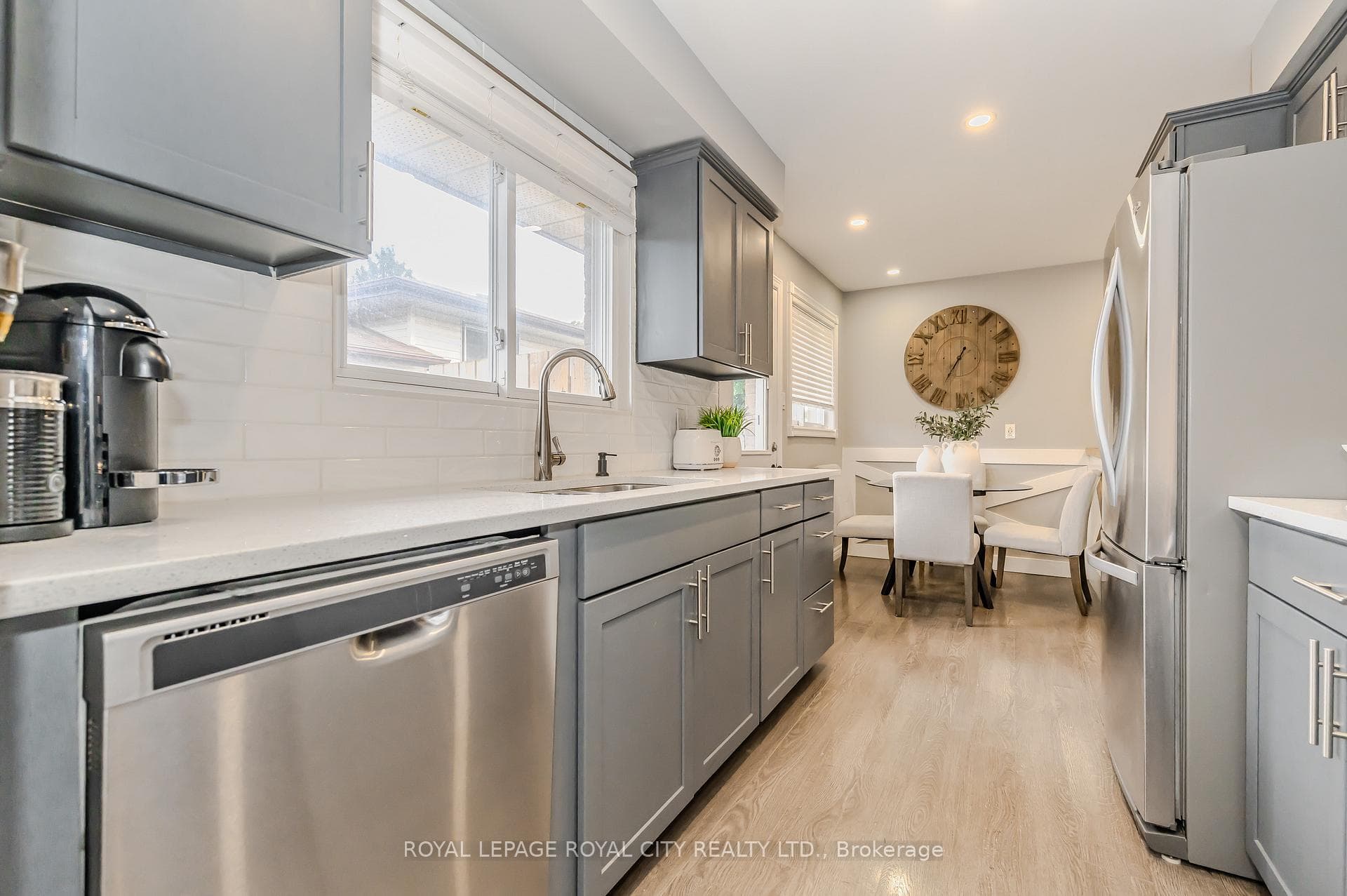 16 Nickolas Crescent photo 13