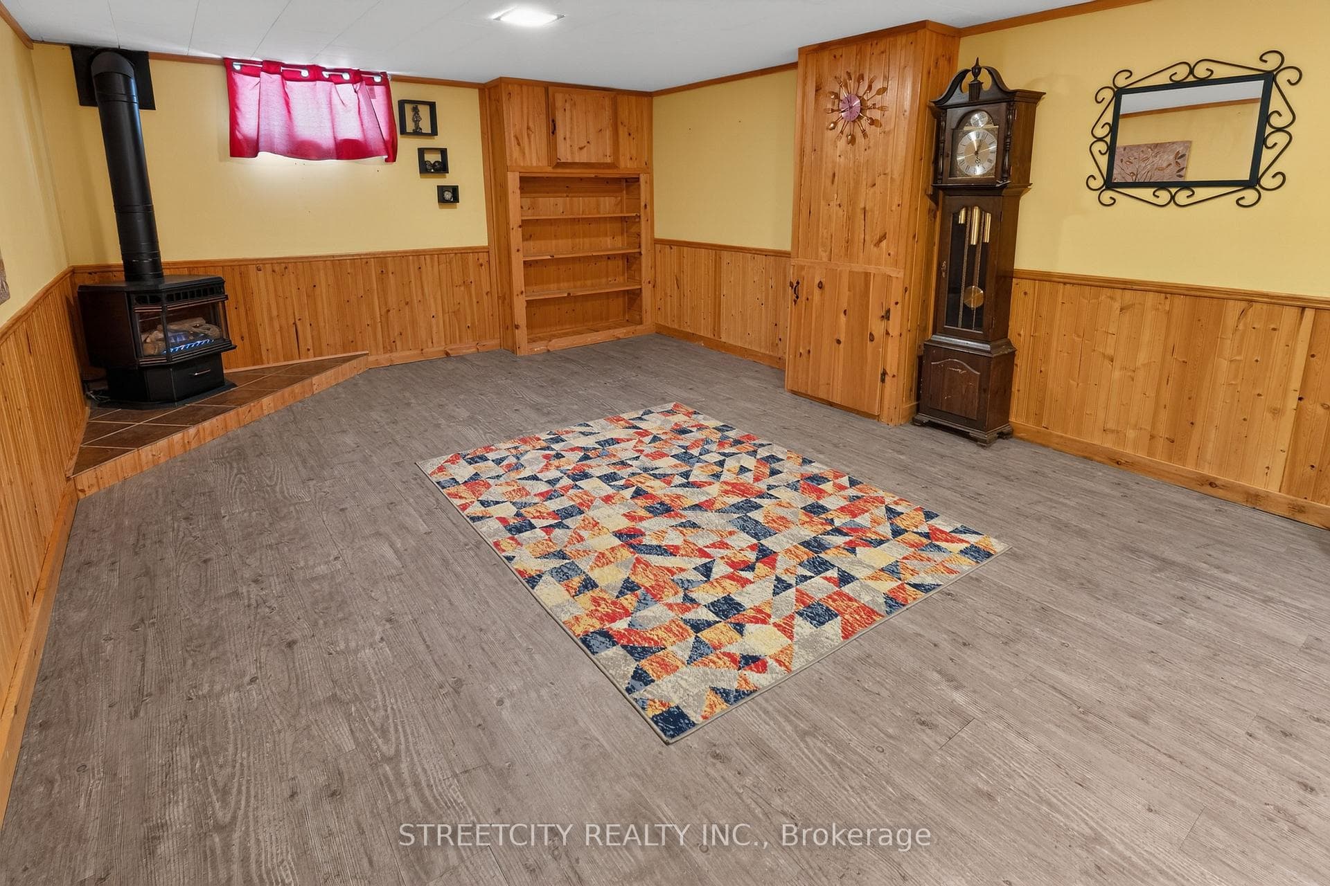 6 Montgomery Road photo 25