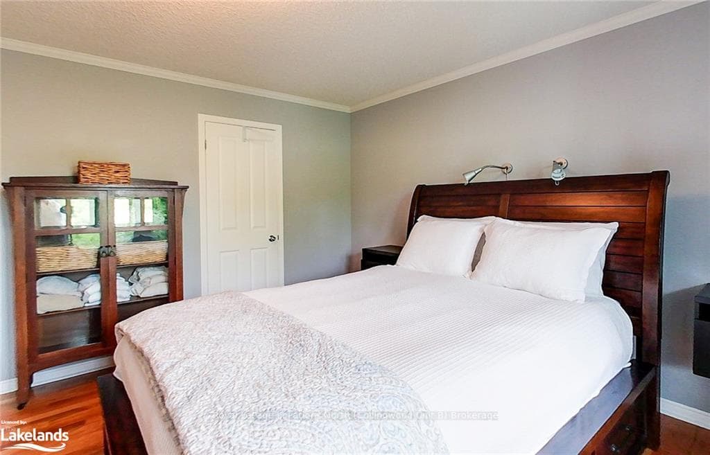 13 COUNTRY Crescent photo 20