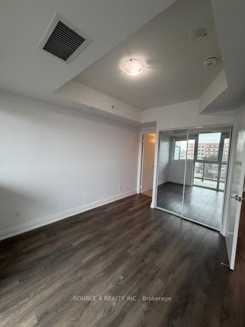 1461 Lawrence Avenue Unit 507 photo 8