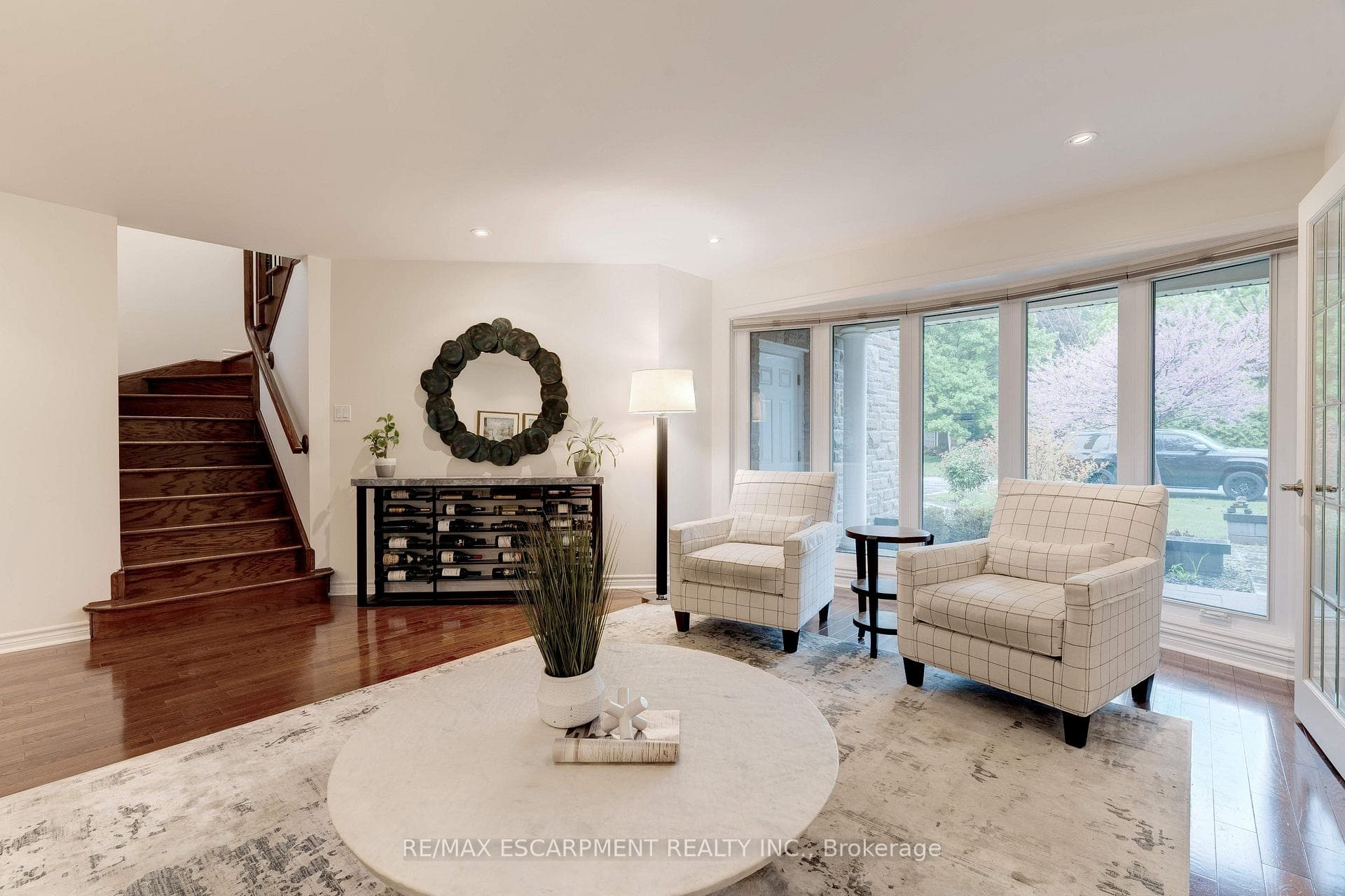 451 Sandlewood Road photo 6