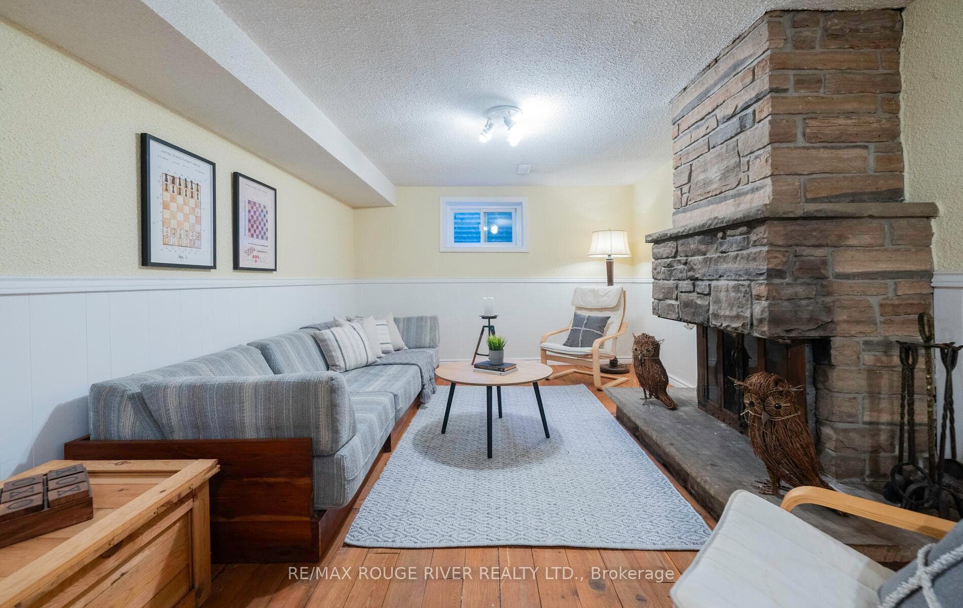 124 Acheson Boulevard photo 28
