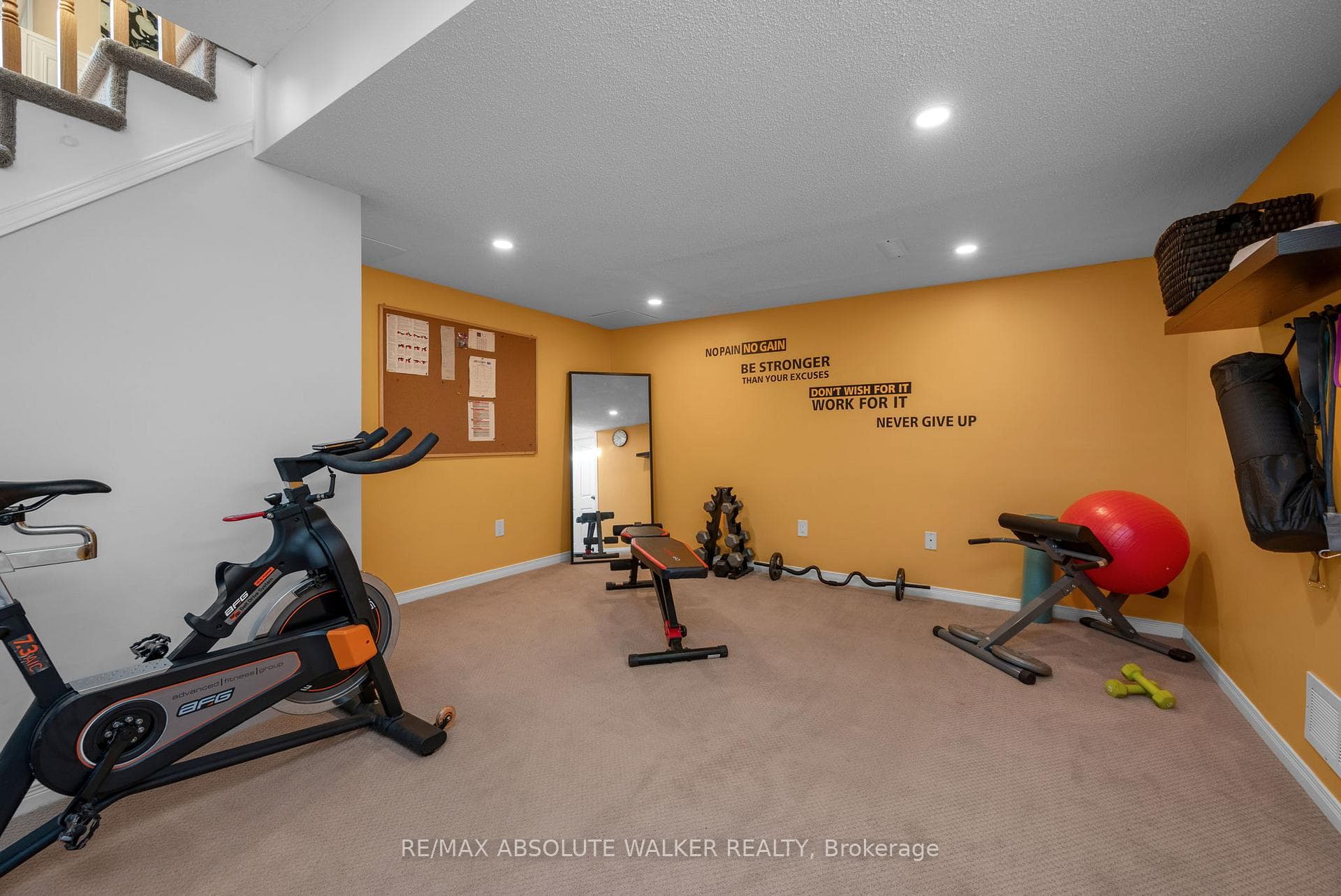 2083 Breezewood Street photo 29