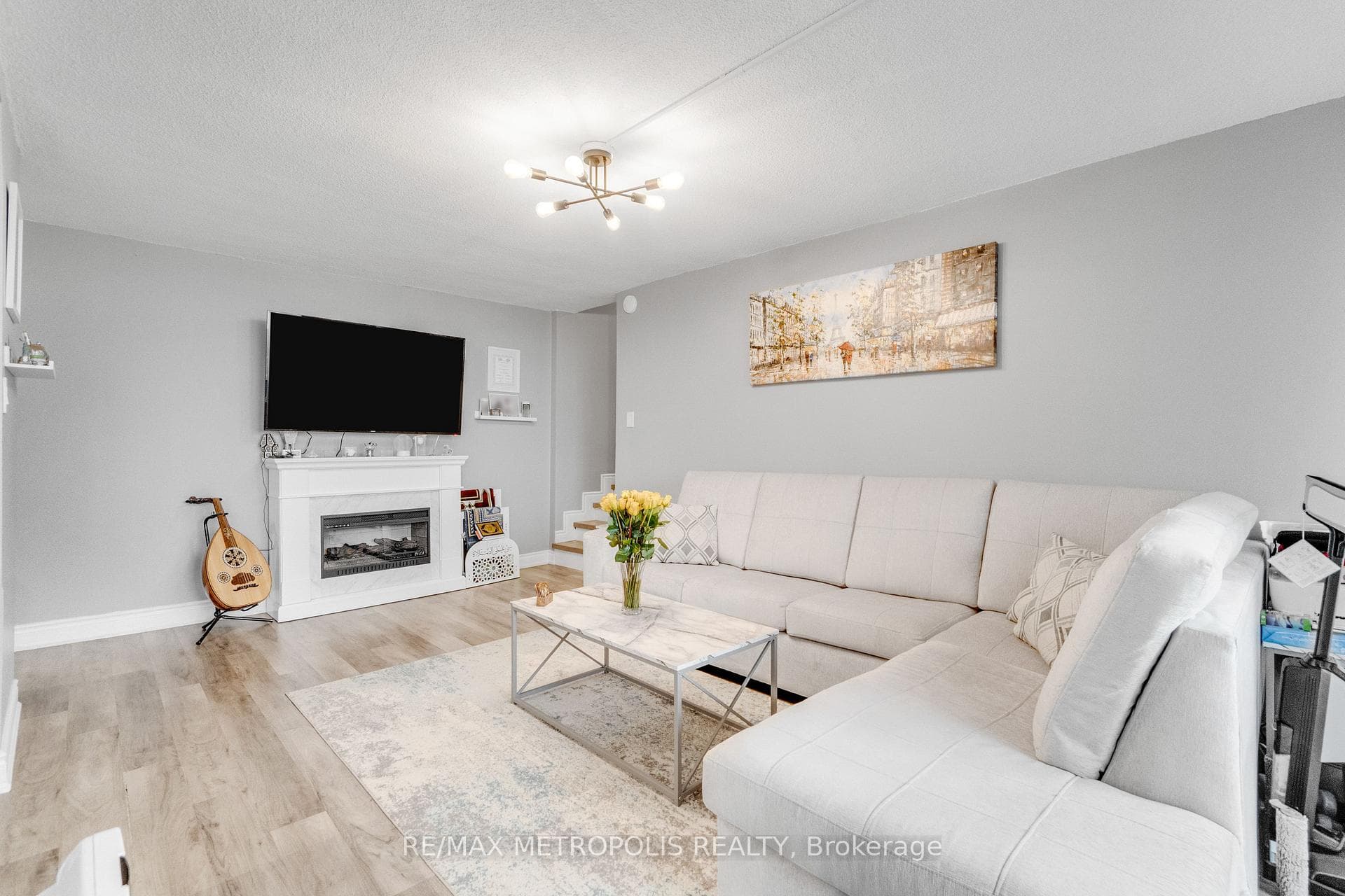 530 Lolita Gardens Unit 1903 photo 14
