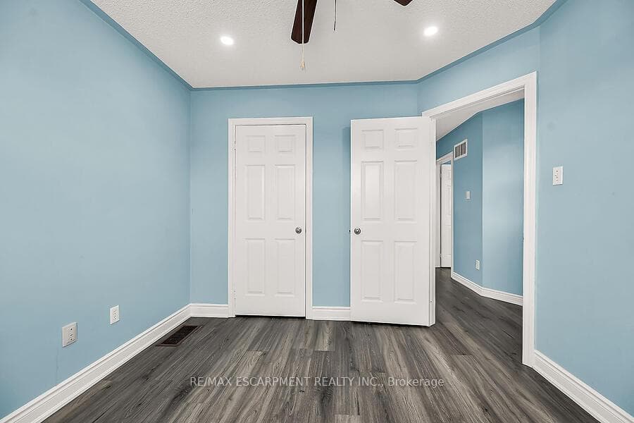 39 Blue Spruce Street photo 27
