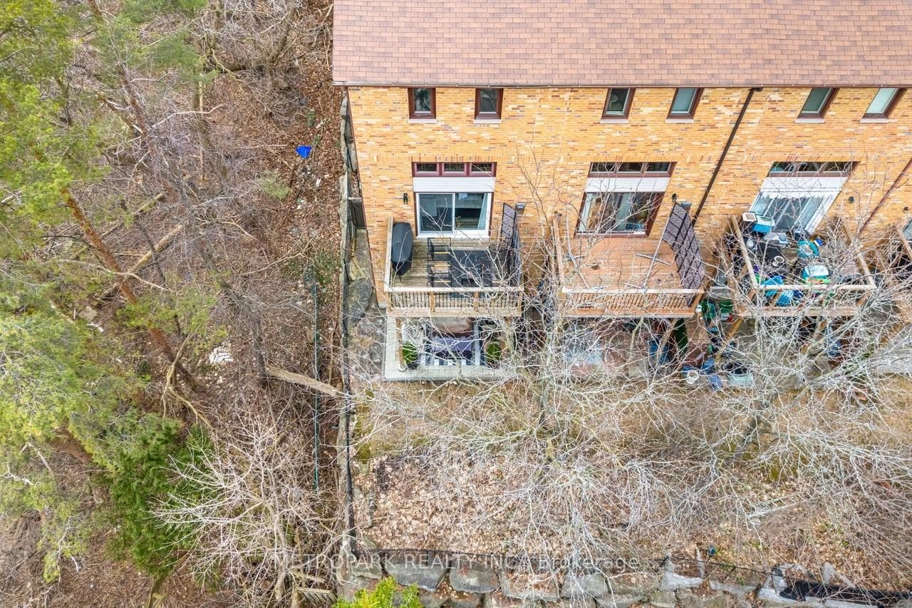 47 Old Firehall Lane photo 44