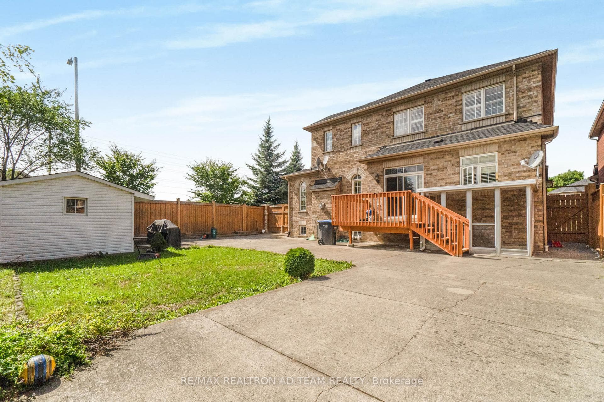 498 Tremblant Court photo 48