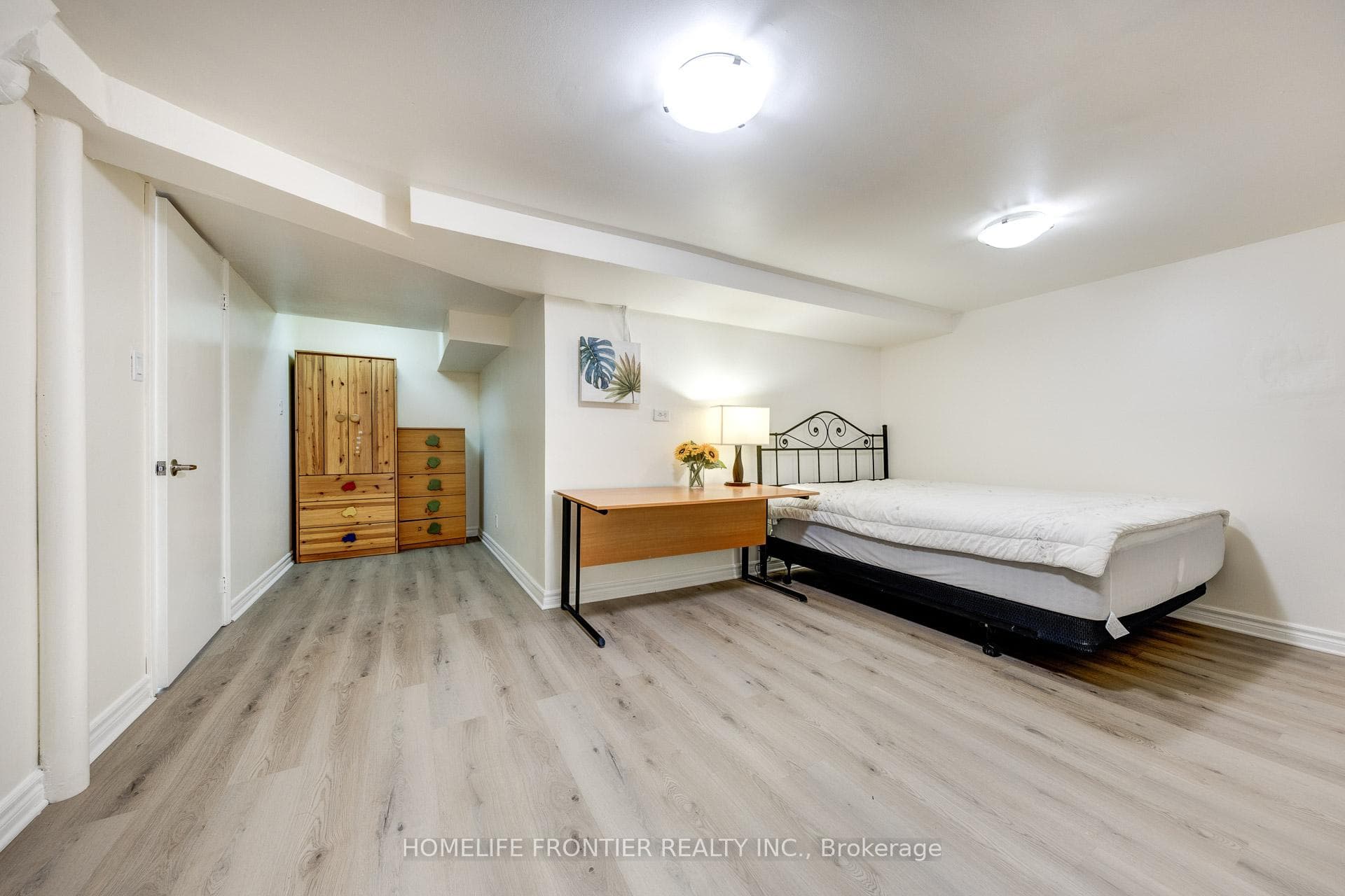 258 Conley Street Unit Bsmt photo 3