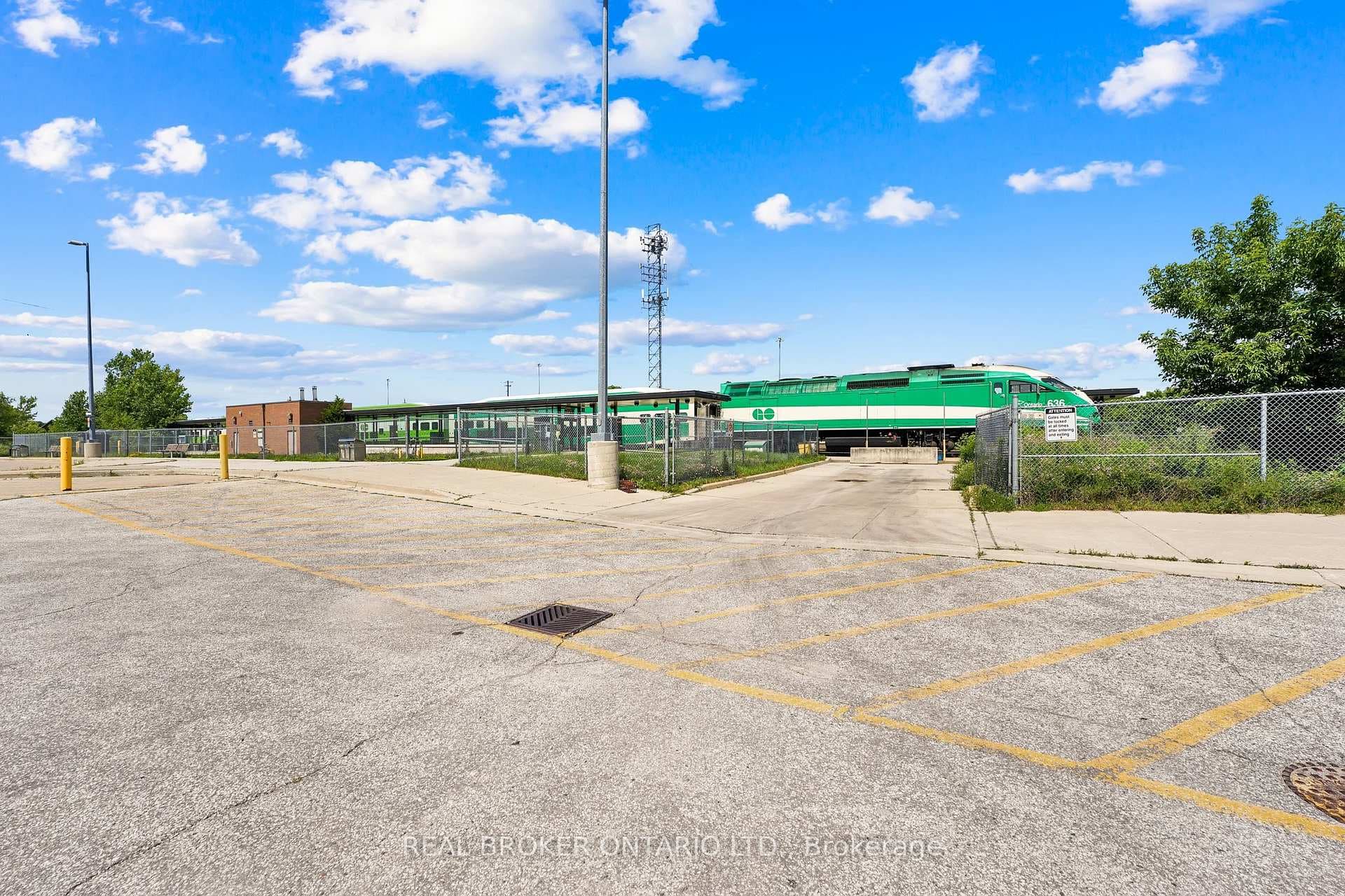 1119 Cooke Boulevard Unit B631 photo 25