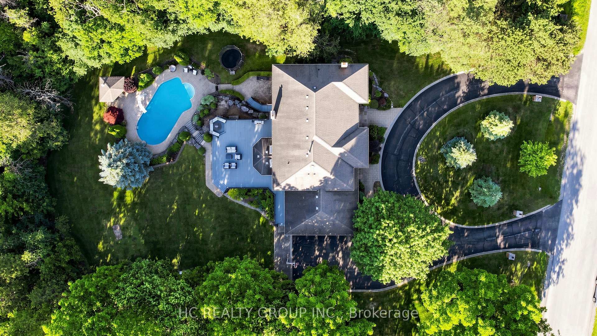 61 SHERRICK Drive photo 47