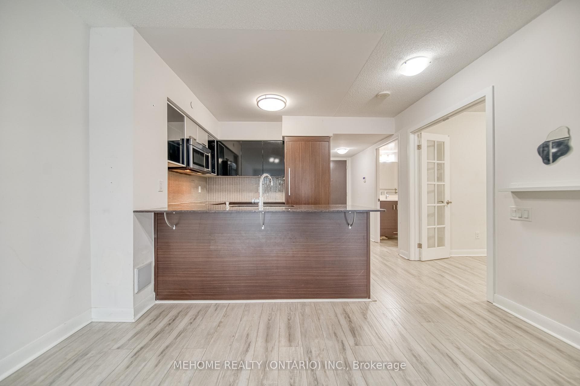 5168 Yonge Street Unit 502 photo 9