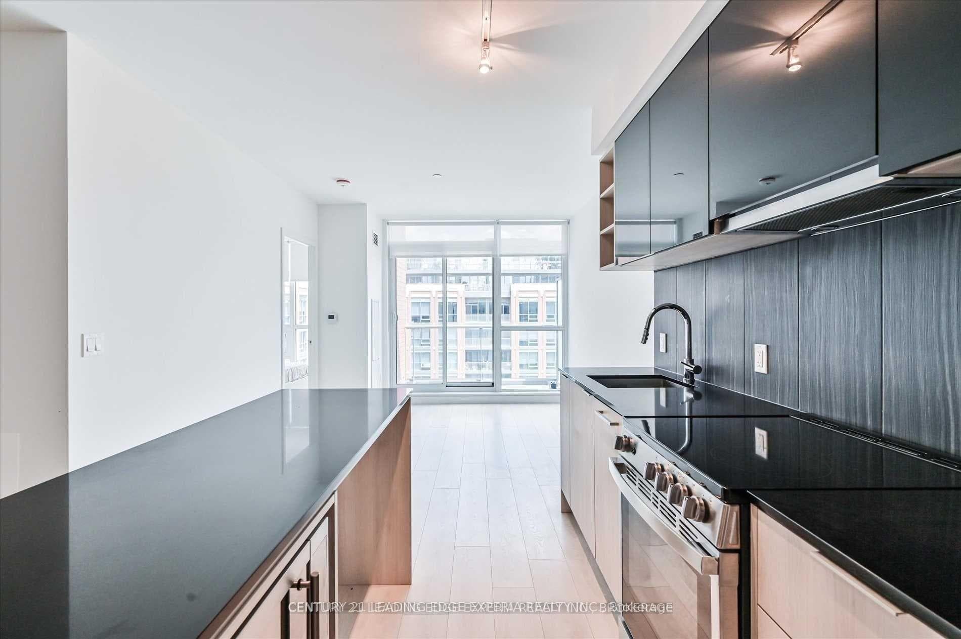31 Tippett Road Unit 658 photo 18