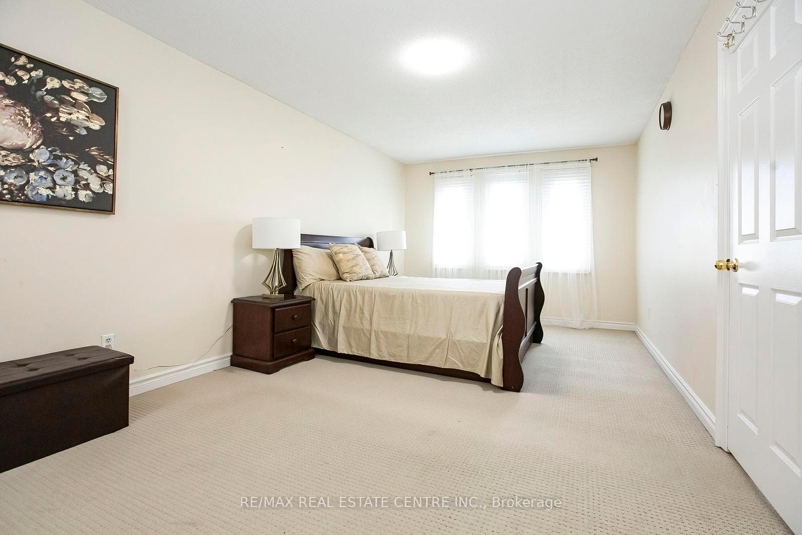 108 Moffatt Avenue photo 22