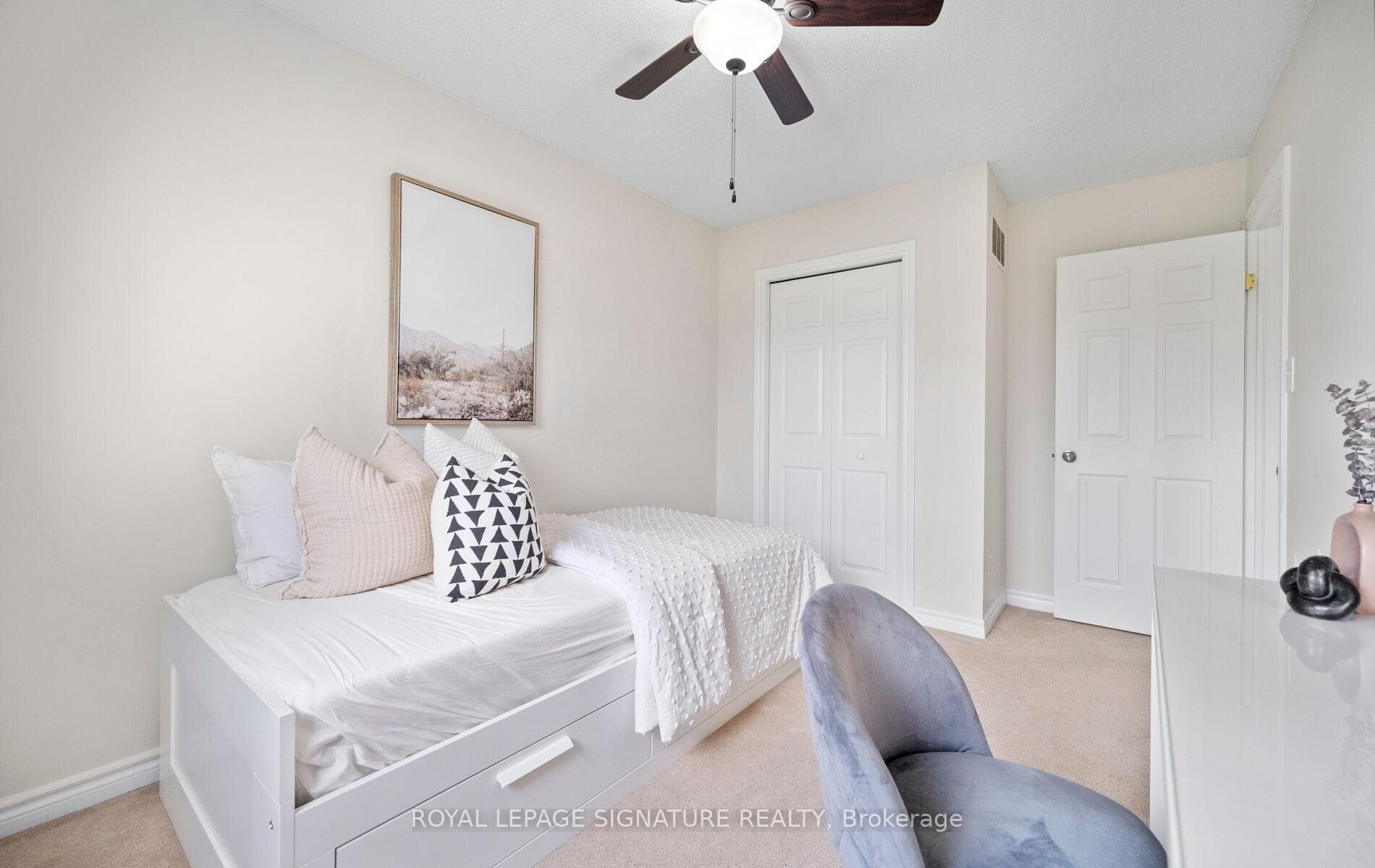 61 Thames Way photo 34