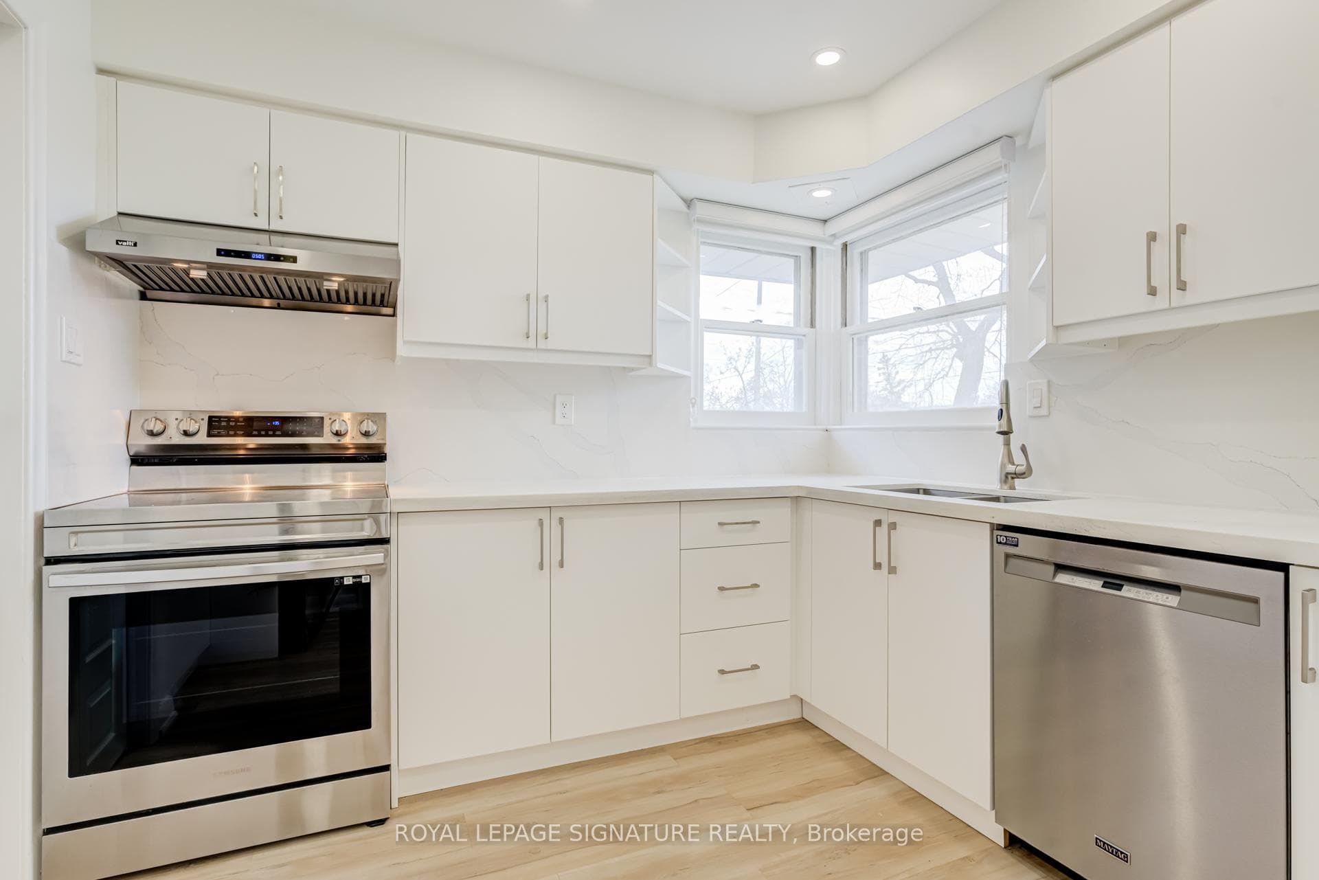 47 Tremont Road photo 7