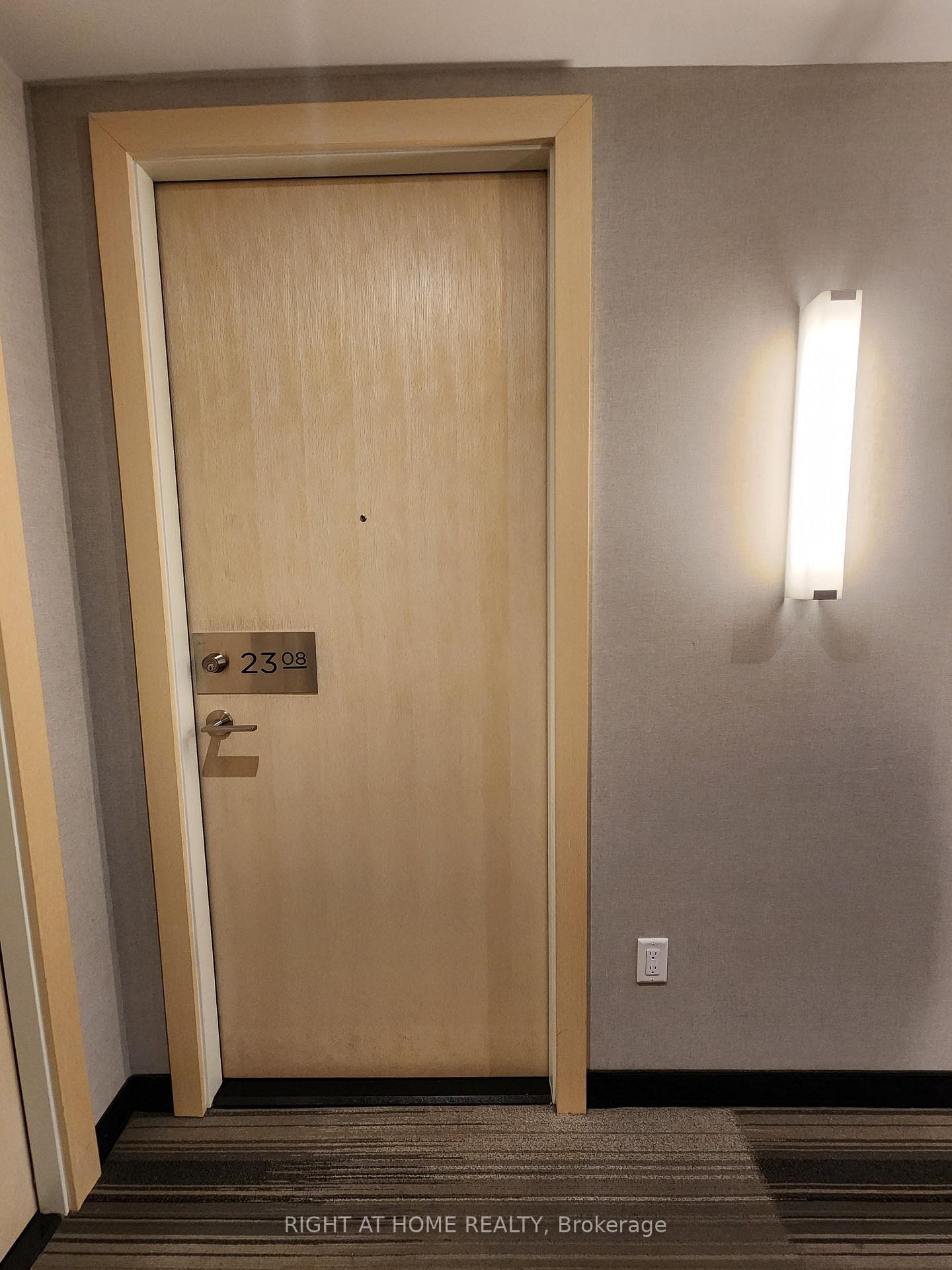 30 Roehampton Avenue Unit 2308 photo 7