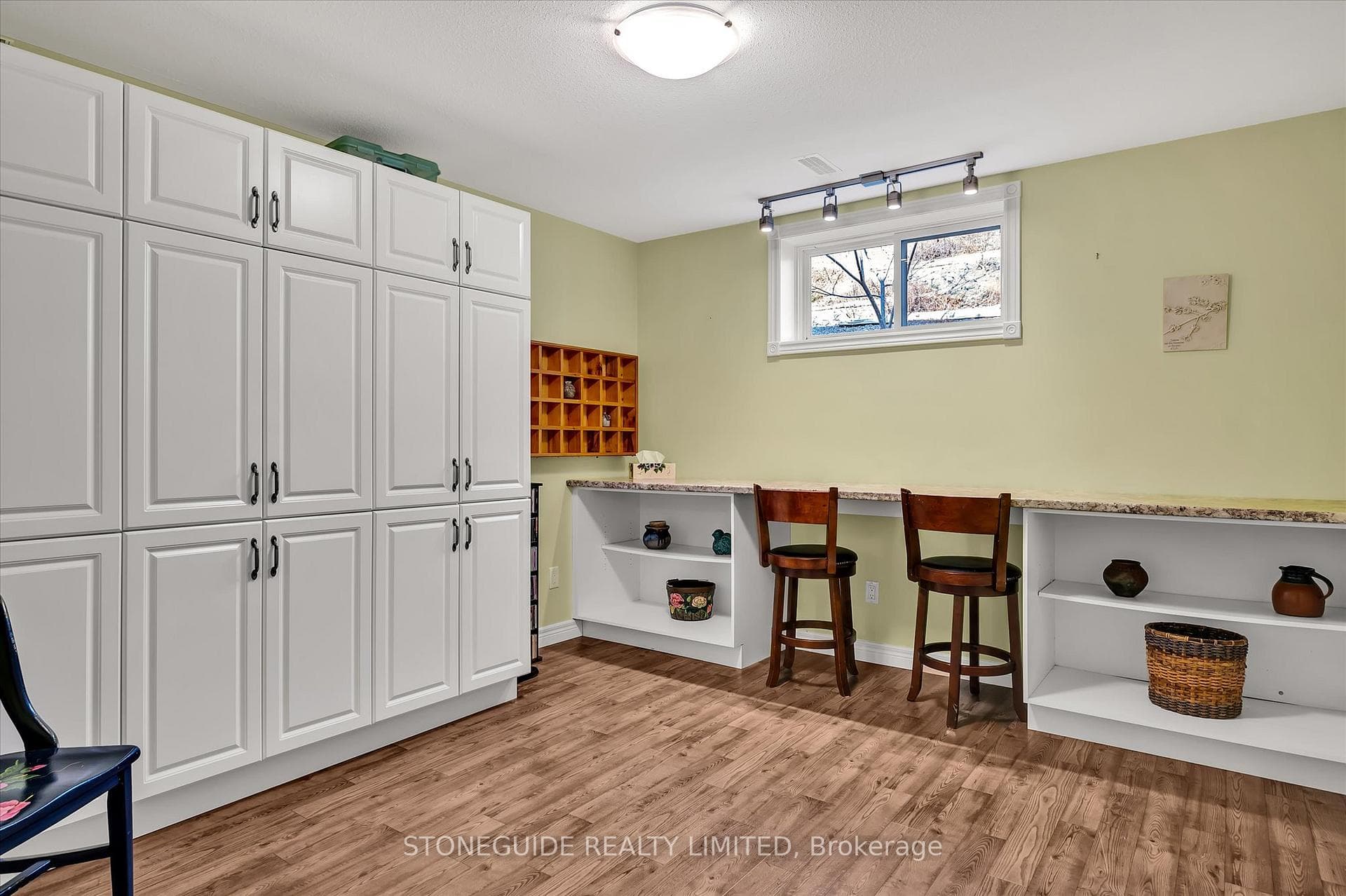 301 CARNEGIE Avenue Unit 202 photo 30