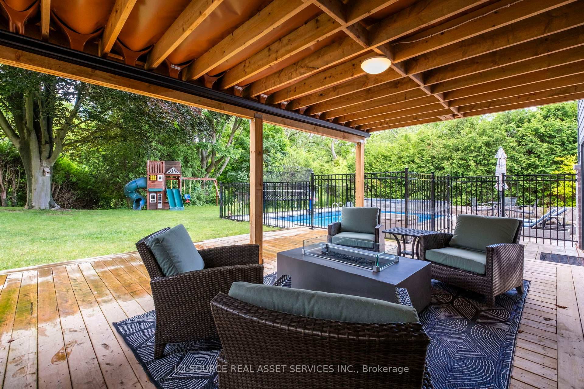 799 Cranston Court photo 19