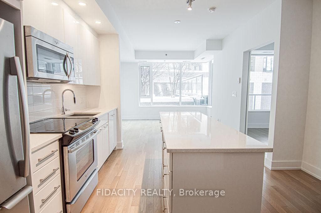 360 Patricia Avenue Unit 211 photo 5