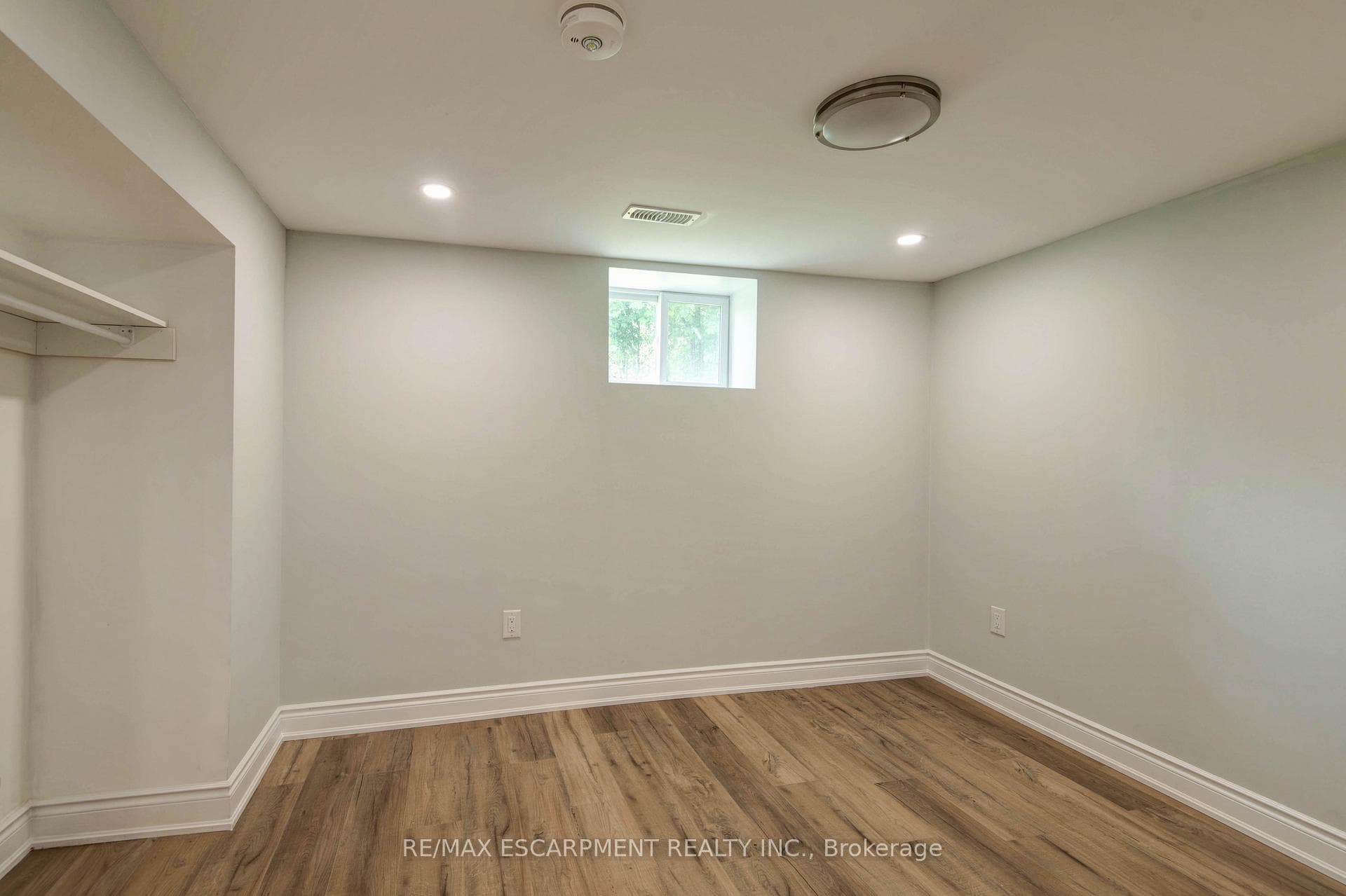1417 Augustine Drive Unit LOWER photo 16