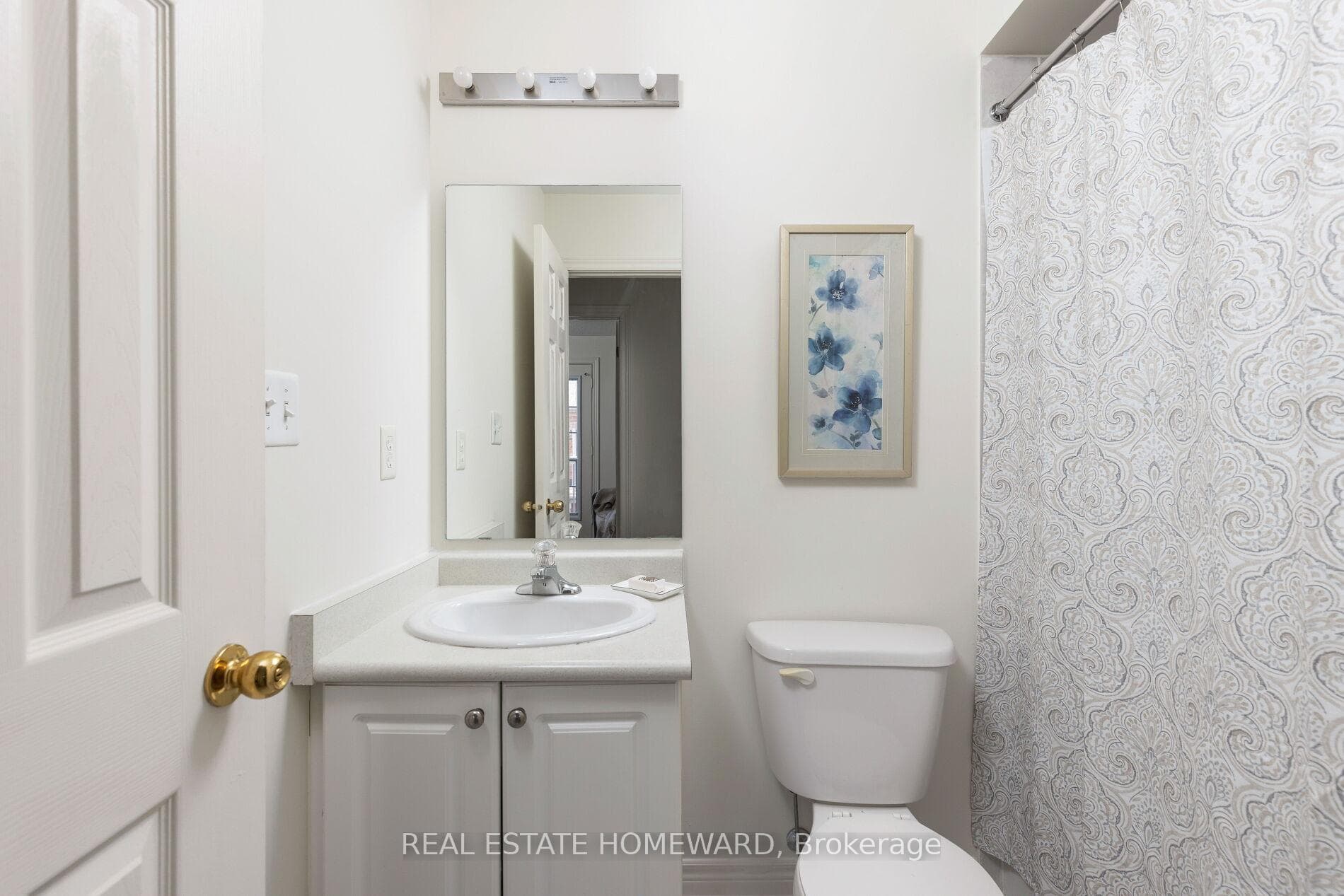 4 piece washroom