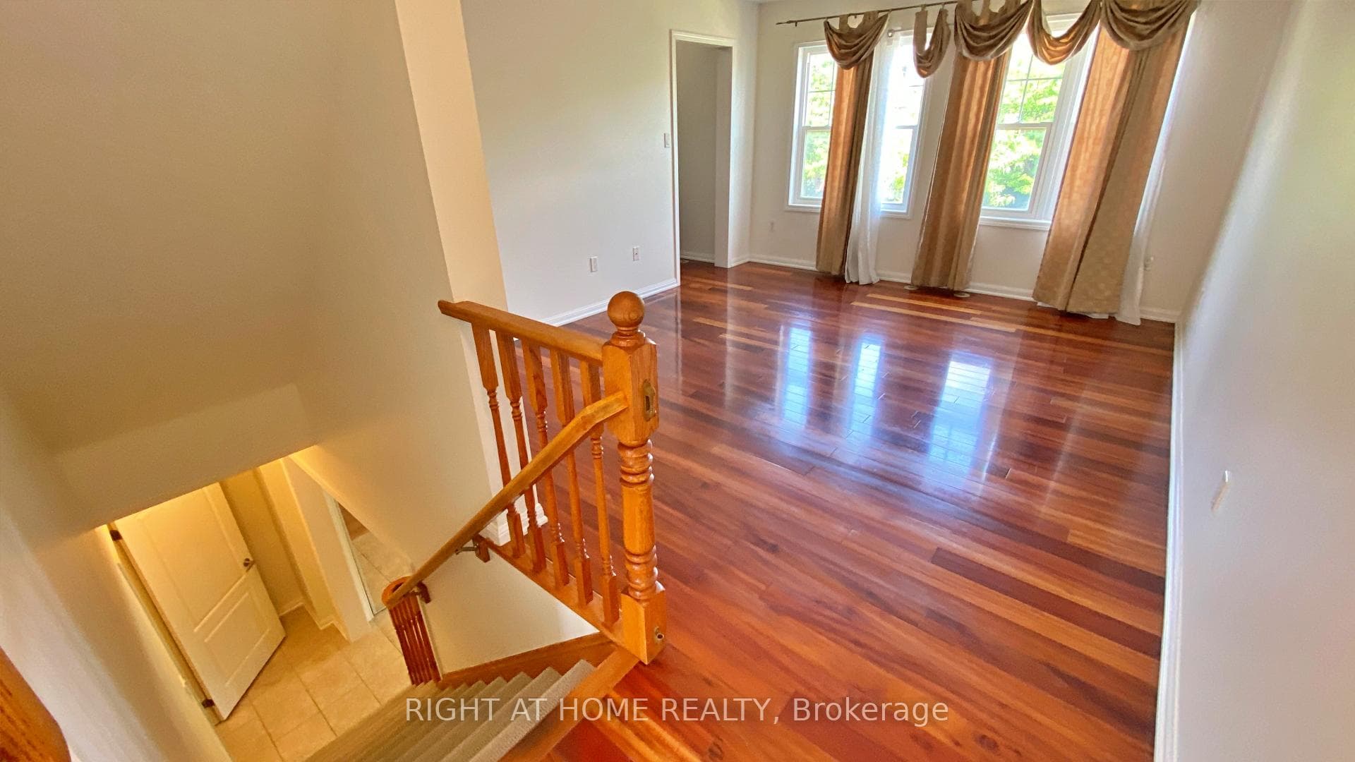 664 Holly Avenue photo 10