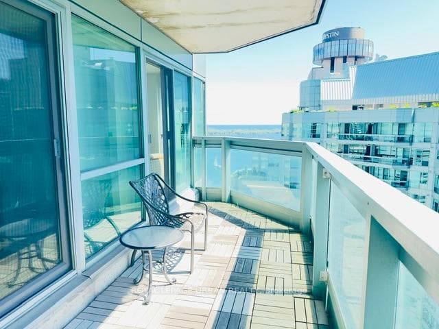 10 Yonge Street Unit 2702 photo 26