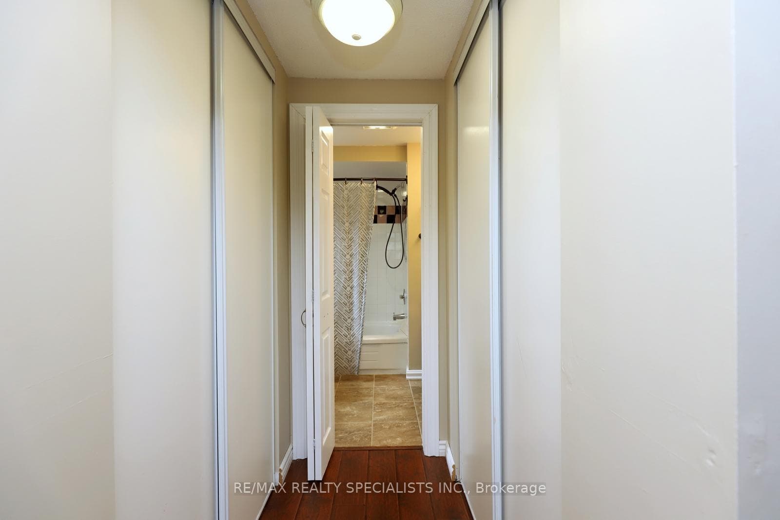 5824 Tayside Crescent photo 27