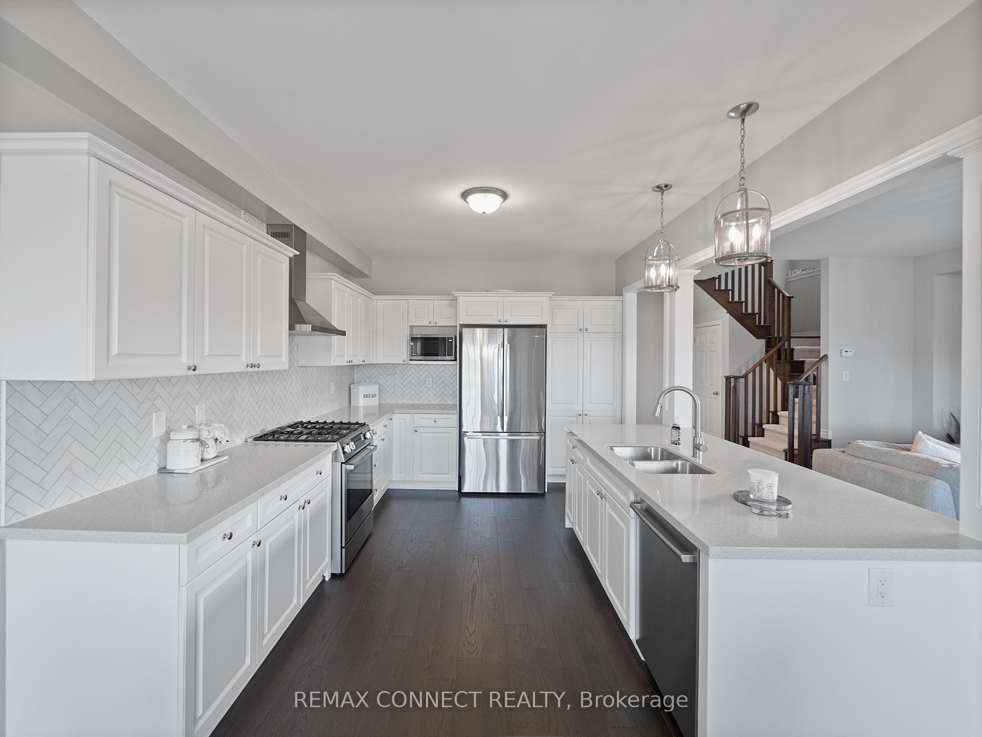 63 Jevons Drive photo 12