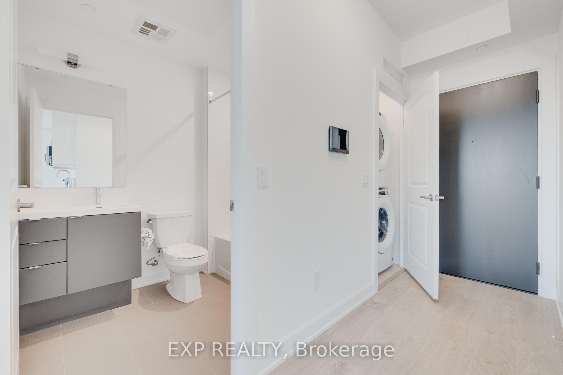 3220 WILLIAM COLTSON Avenue Unit 705 photo 5
