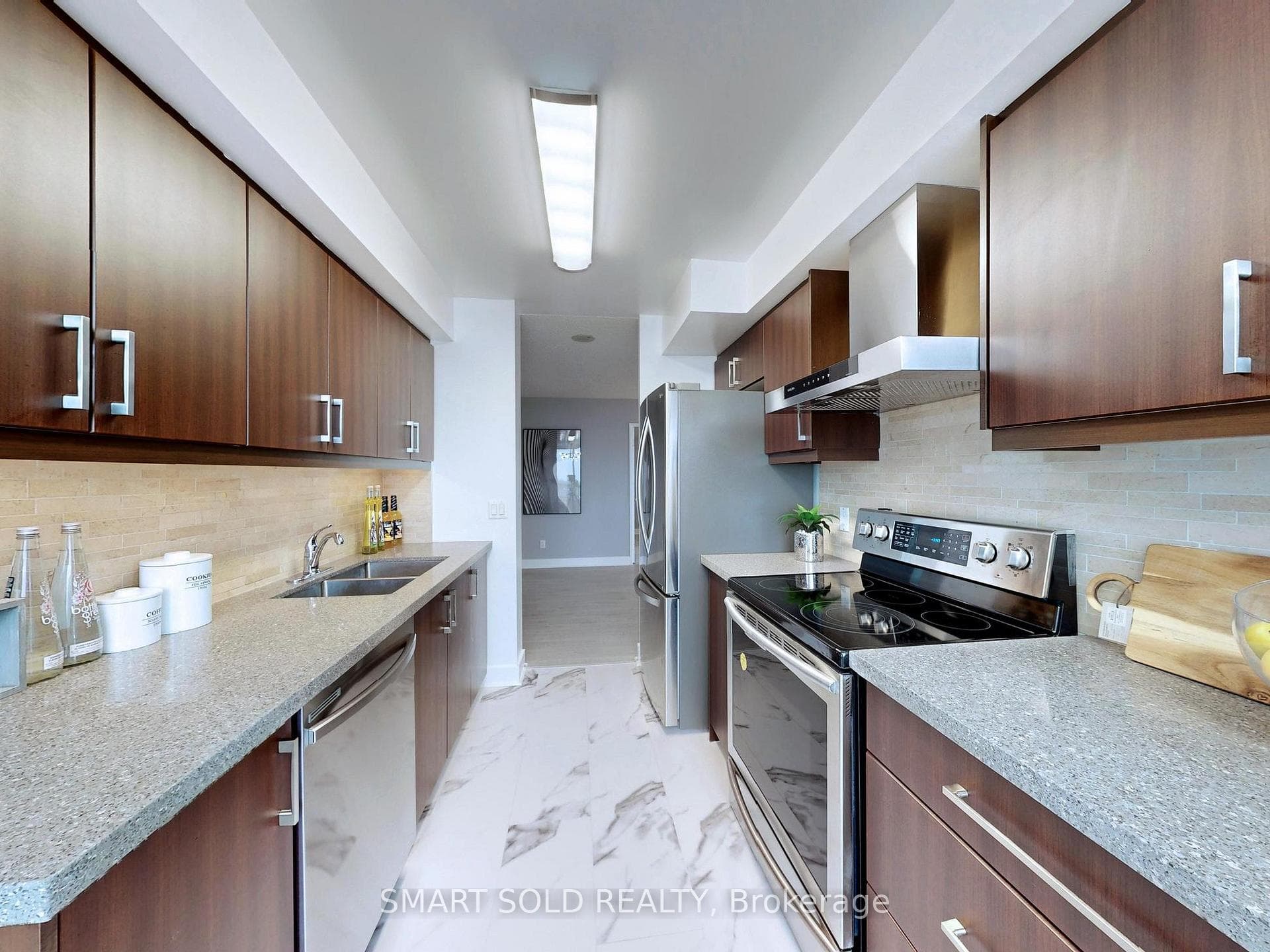 18 Parkview Avenue Unit 2510 photo 23