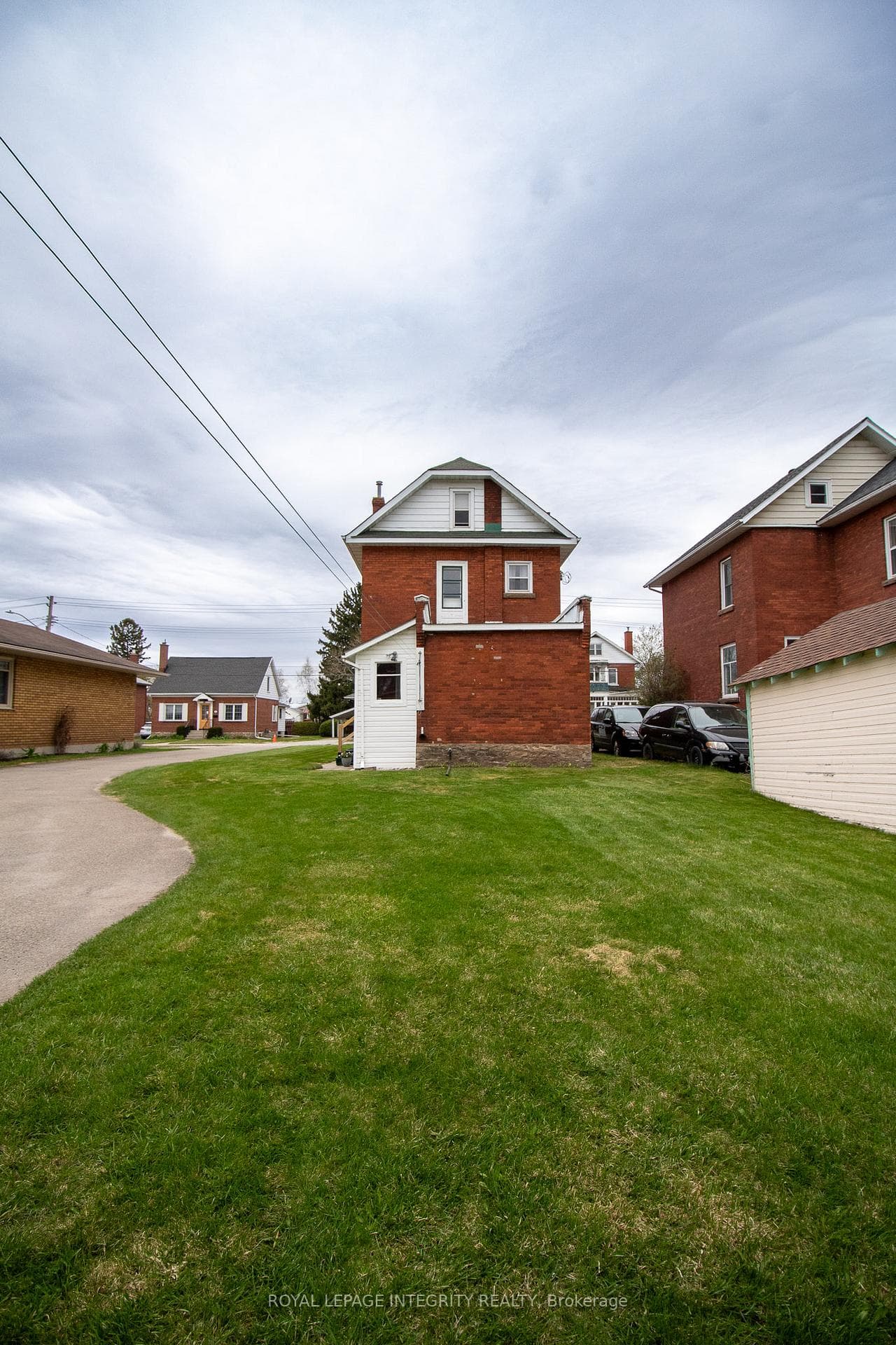 15 James Street photo 2