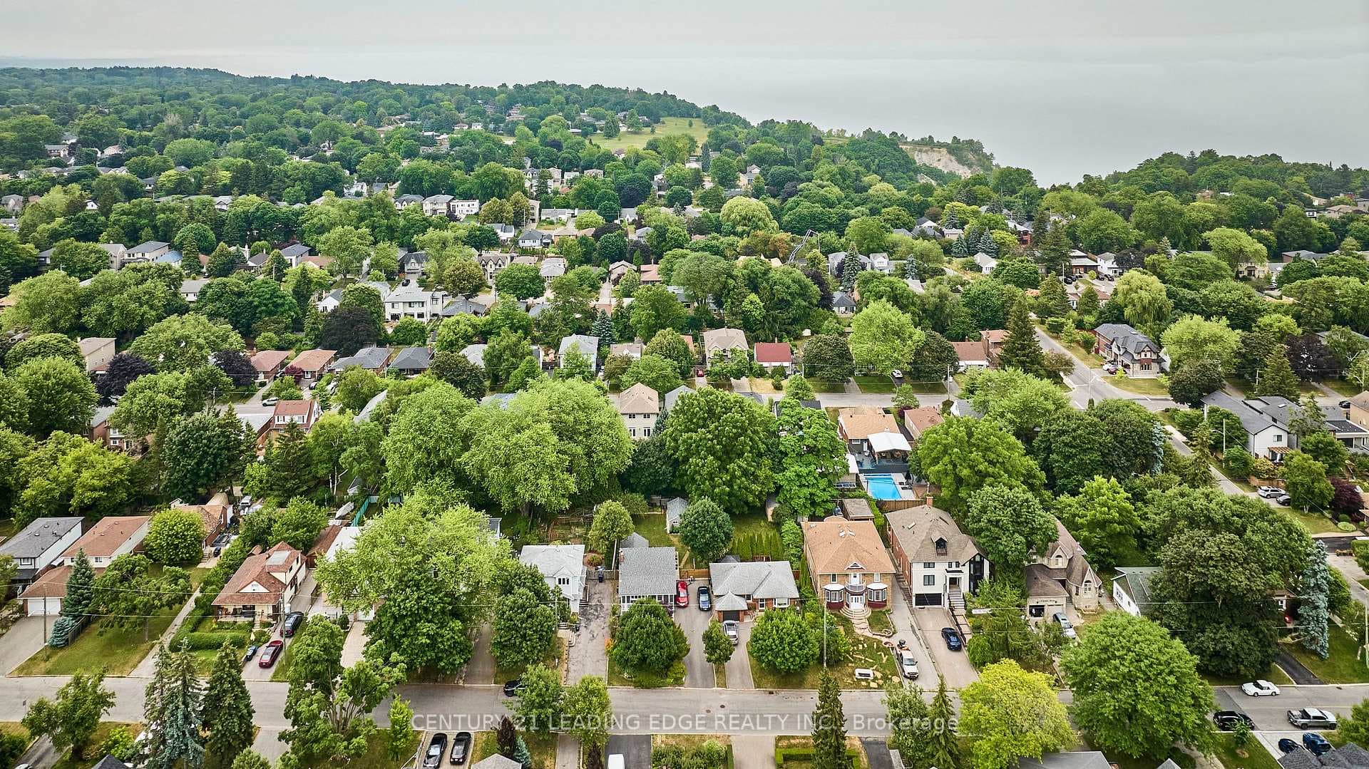 11 St Quentin Avenue photo 42