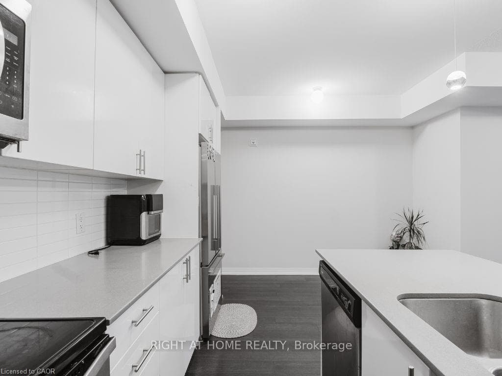 1206 Main Street Unit 113 photo 5