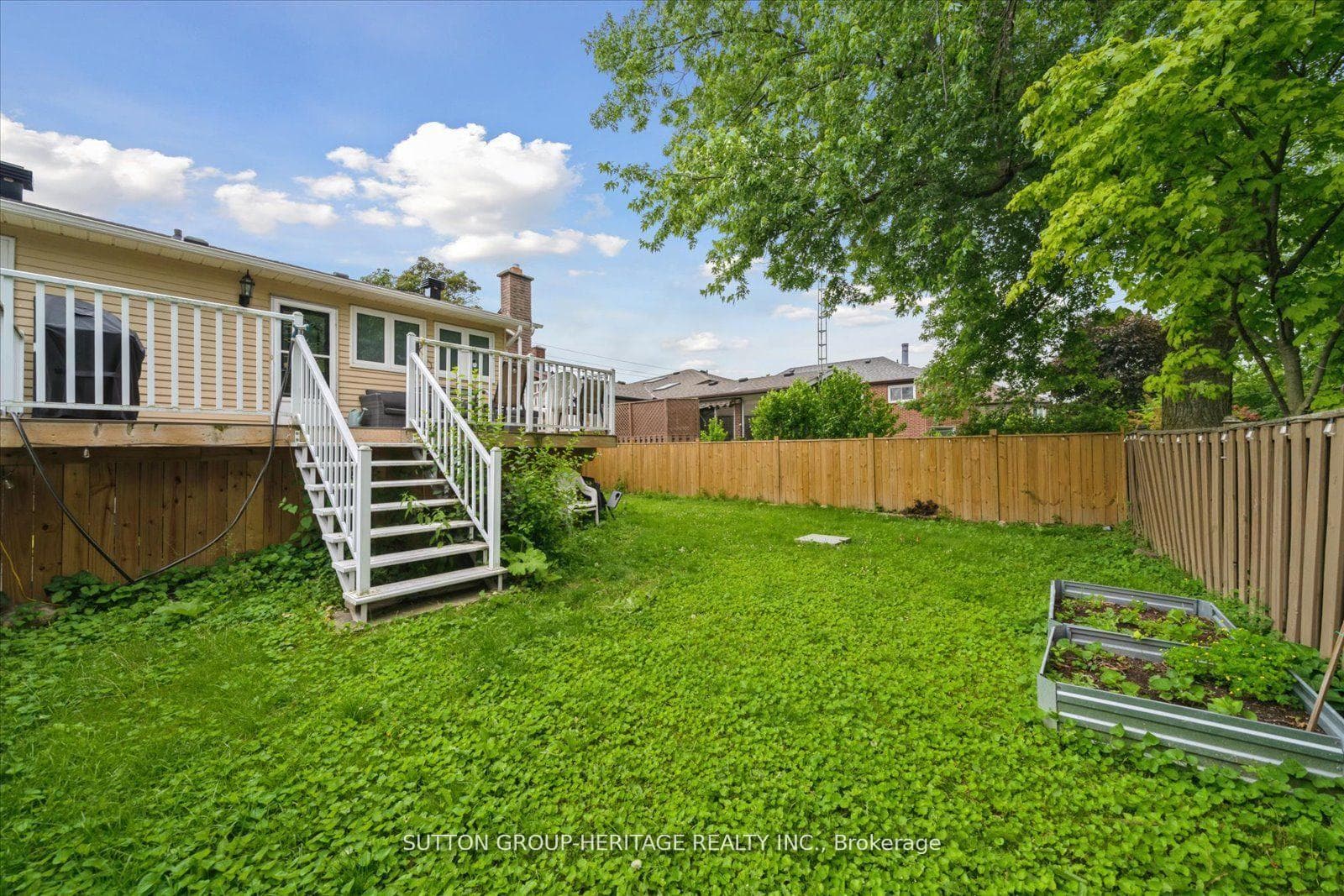 705 Anderson Street photo 29