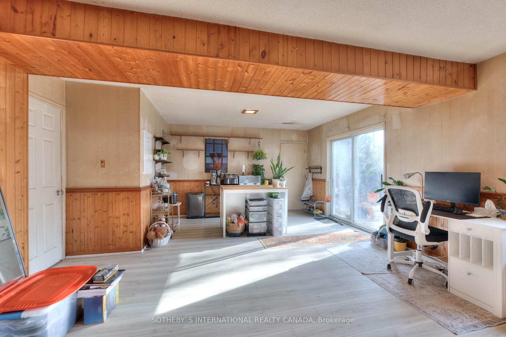 223 Southwood Drive photo 25