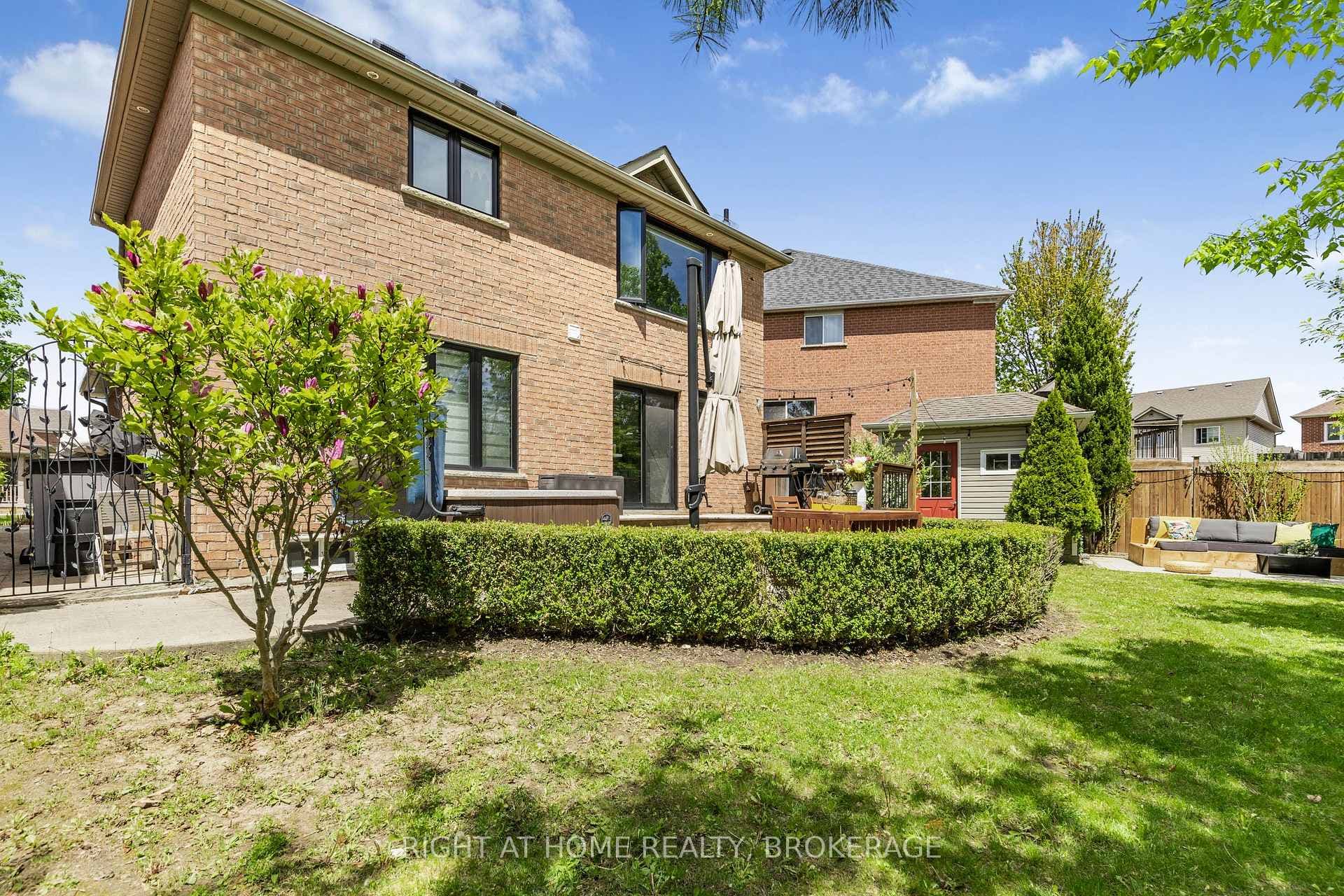 20 Brambirch Crescent photo 34