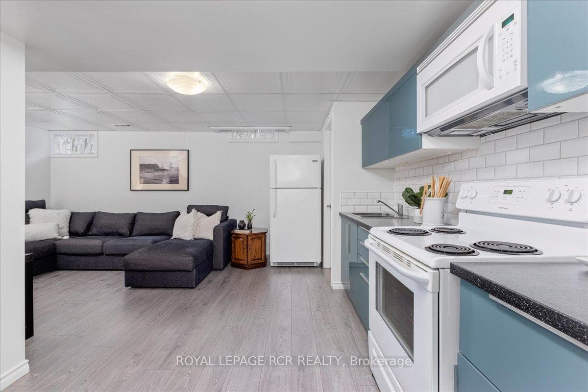 Basement - Kitchen, Laminate