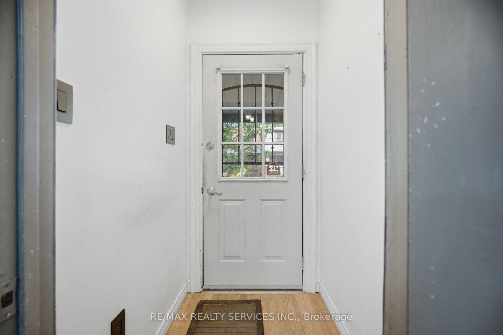 55 Morse Street photo 5