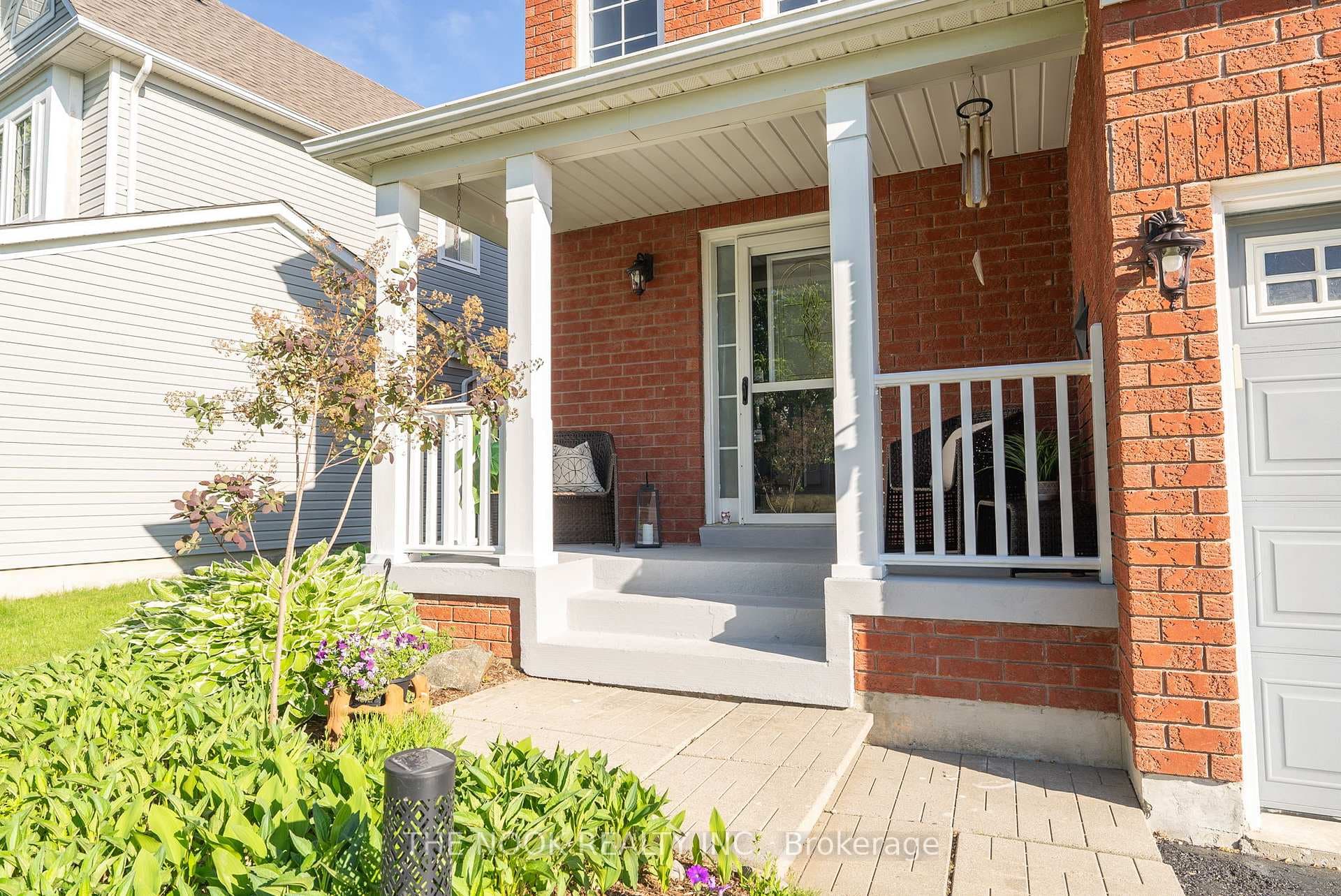 1223 Oakhill Avenue photo 4