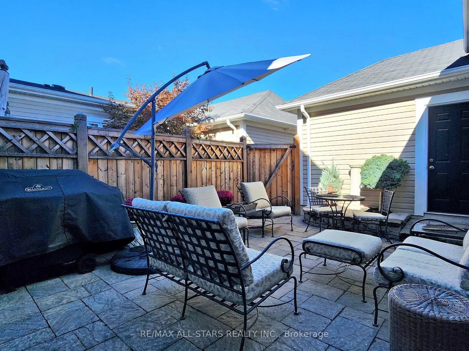 166 Carnwith Drive photo 38