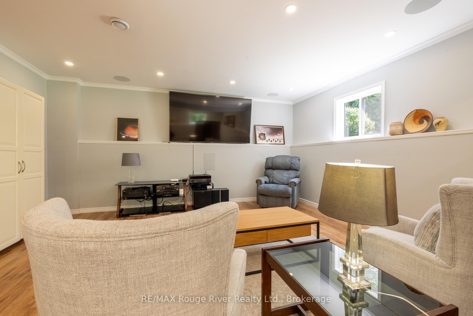 149 Pine Tree Lane photo 29