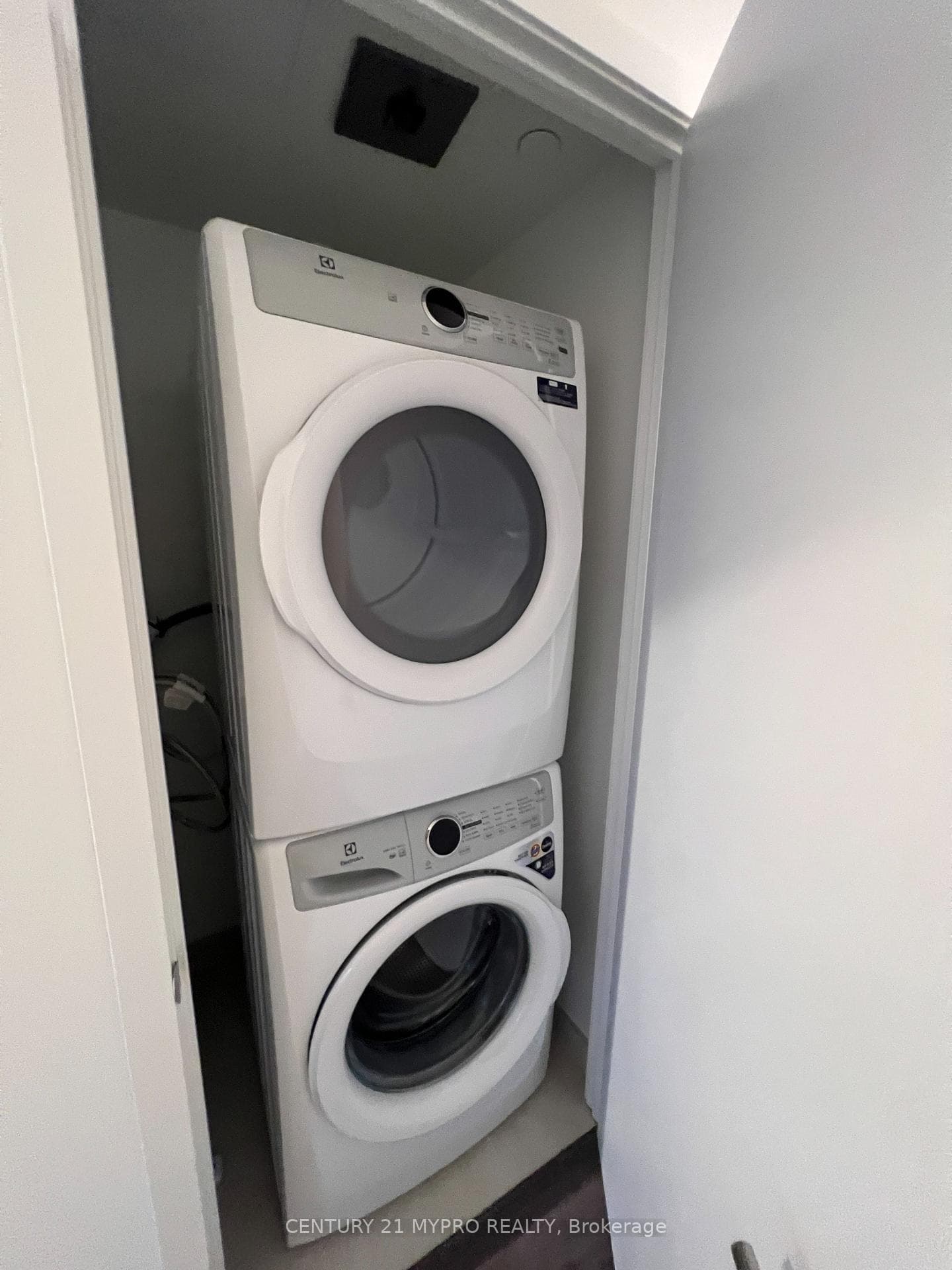 7950 Bathurst Street Unit 1205 photo 9