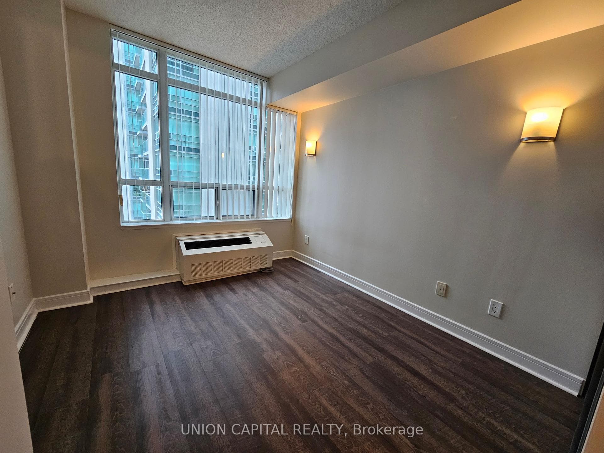 35 Bales Avenue Unit 1001 photo 14