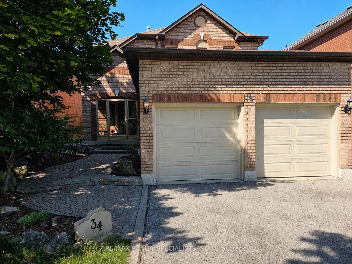 34 Killaloe Crescent photo 2