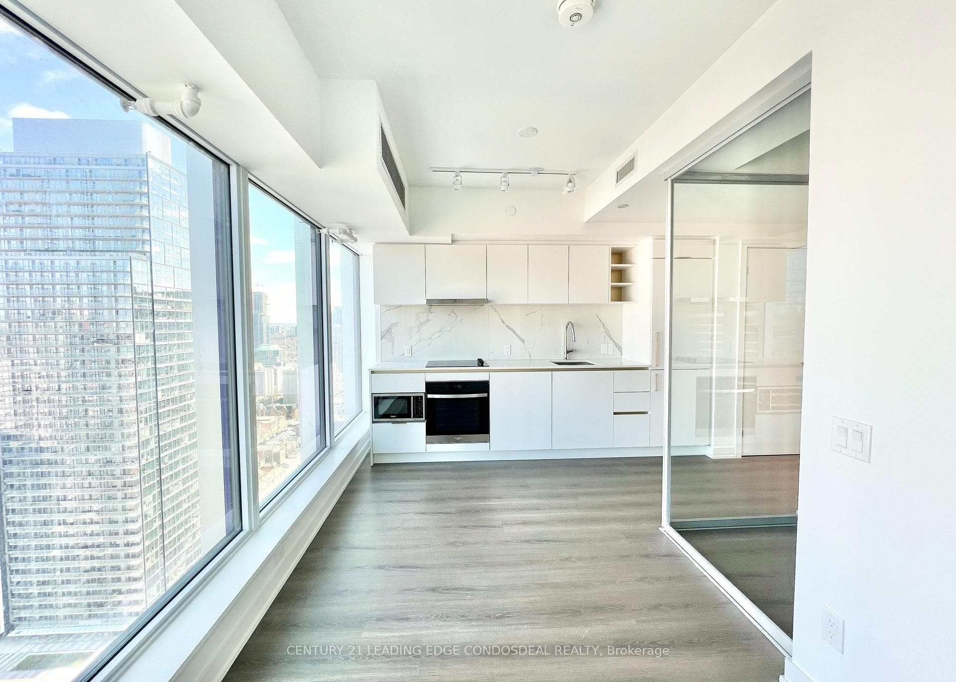 8 Wellesley Street Unit 3705 photo 14