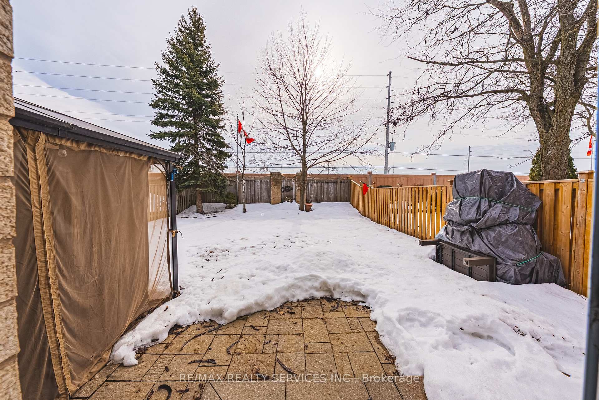 16 Twin Willow Crescent photo 29