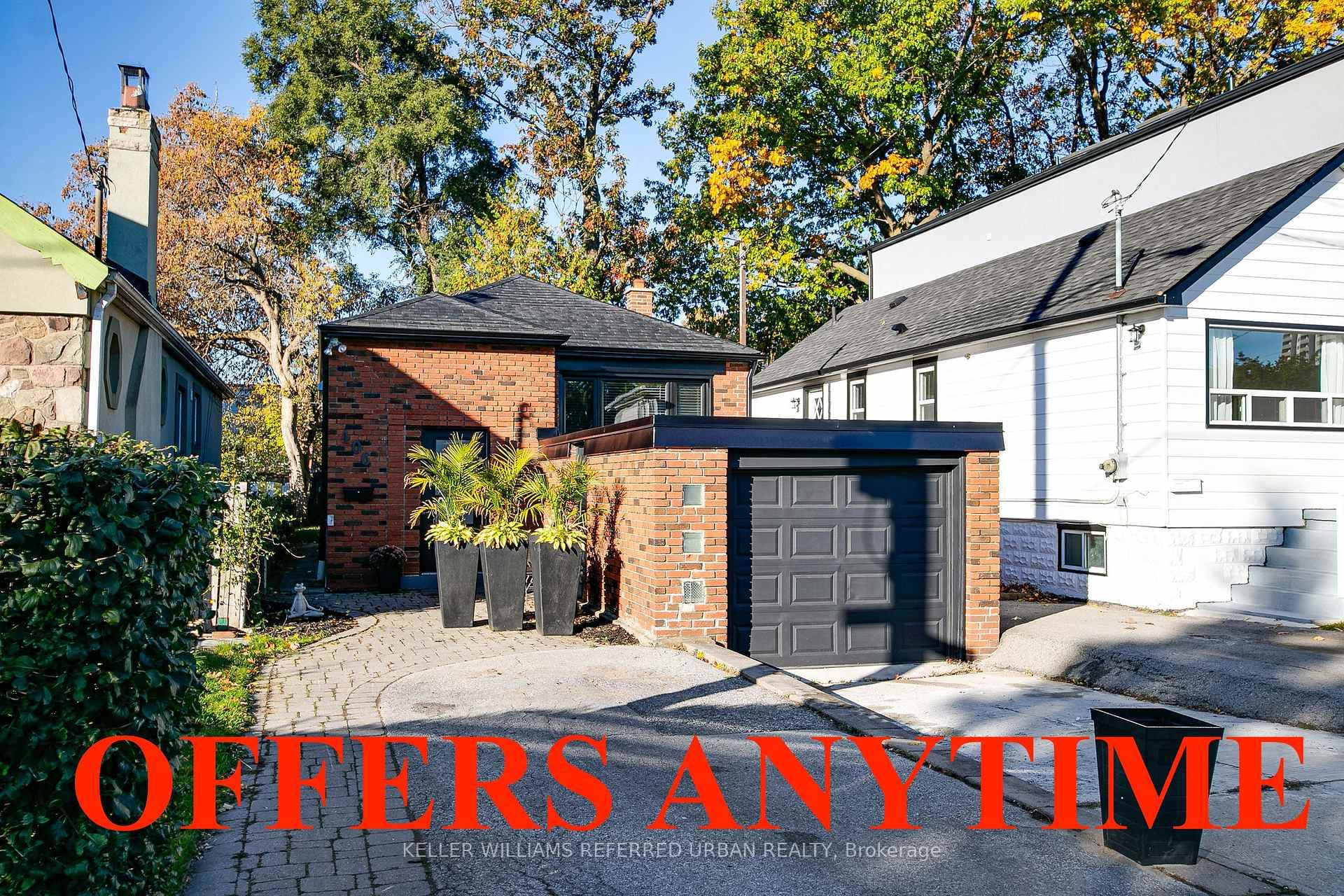 106 Leyton Avenue Unit Bsmt photo 1