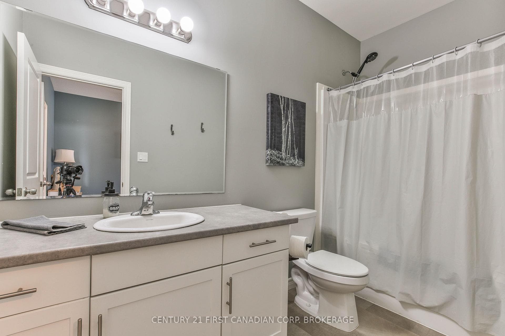 283 Boyd Boulevard photo 24